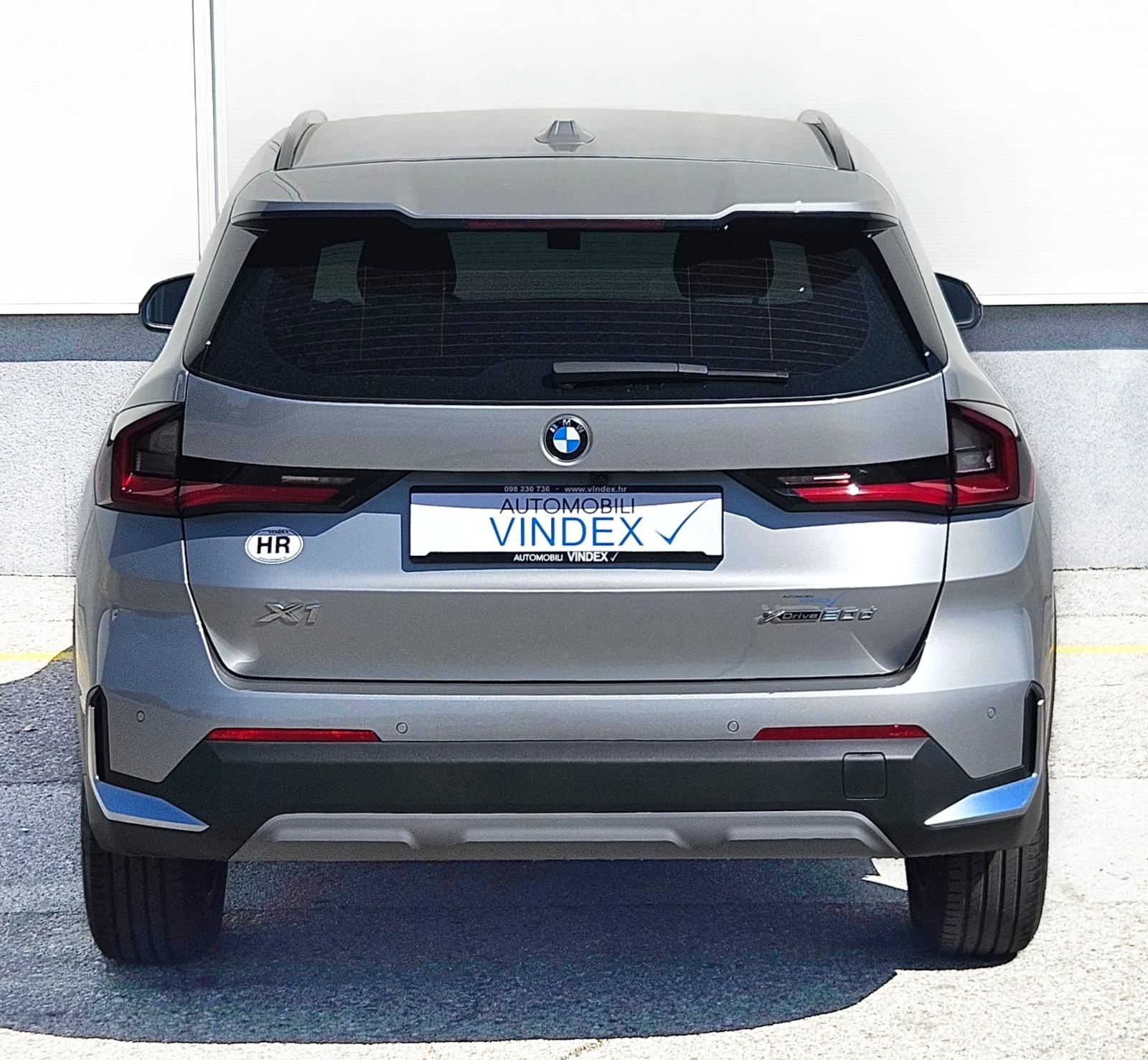 BMW X1 xDrive20d automatik NOVI MODEL, fotografija 5