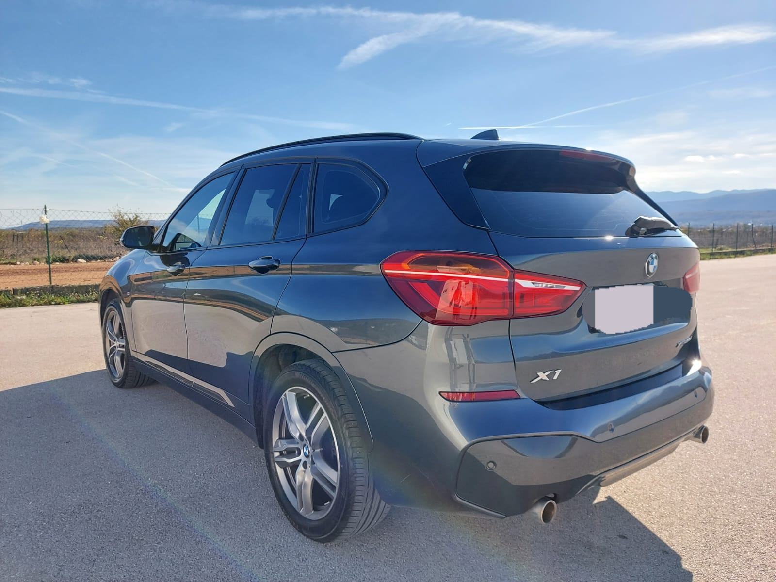 BMW X1 xDrive20d, fotografija 4