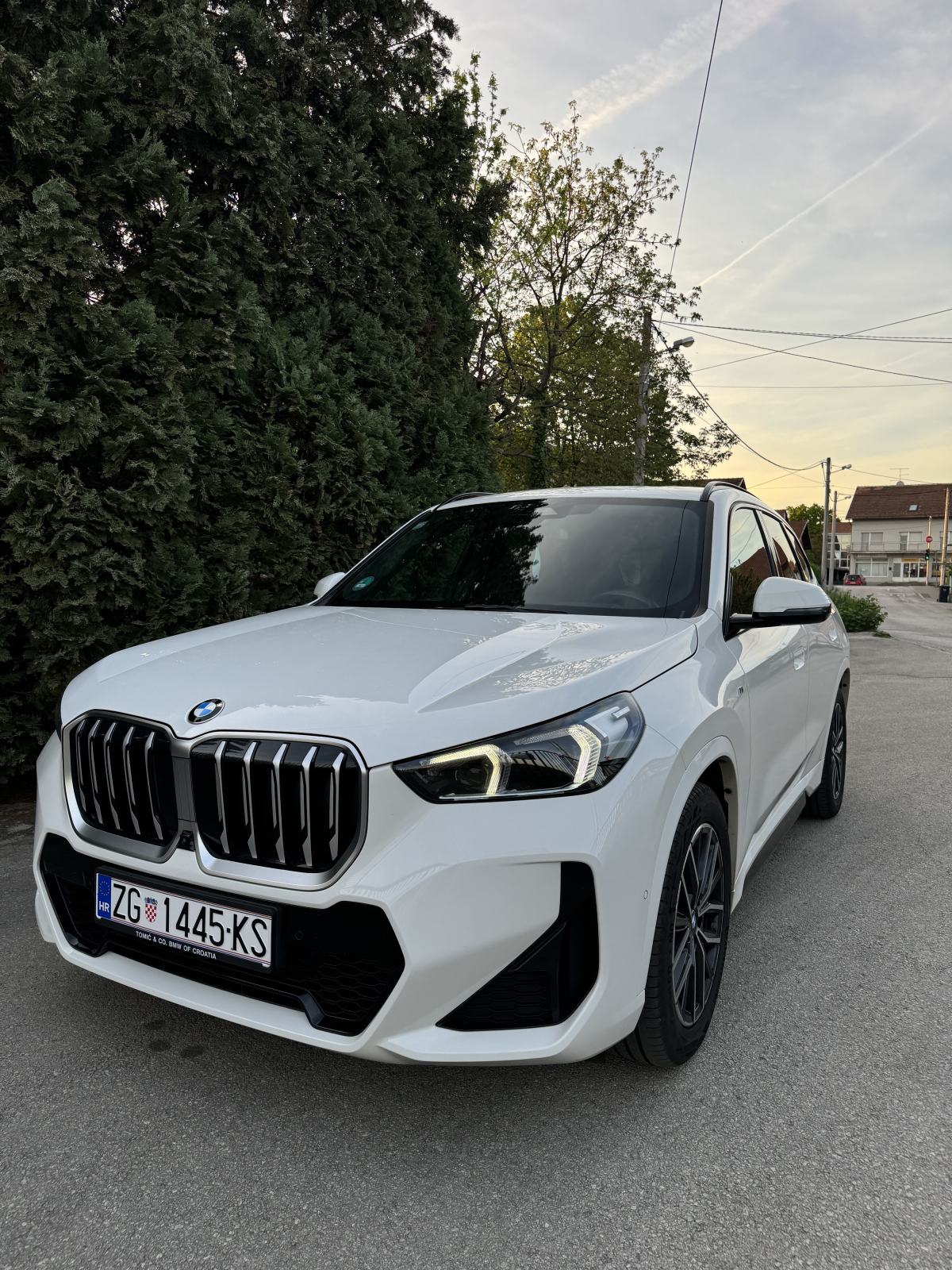 BMW X1 xDrive20d, fotografija 1