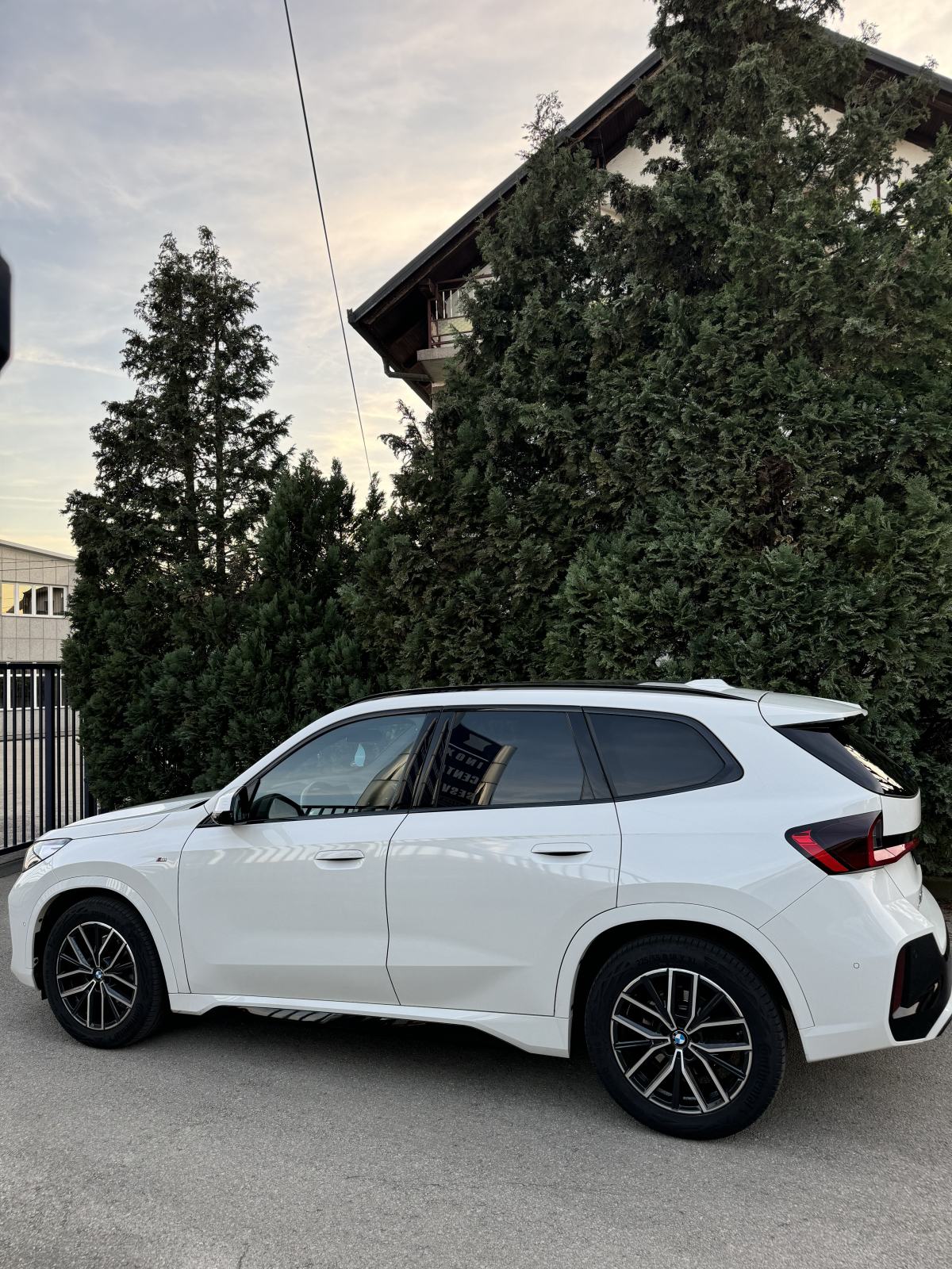 BMW X1 xDrive20d, fotografija 4