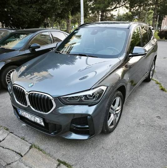 BMW X1 xDrive20d M paket, 87057km, fotografija 1