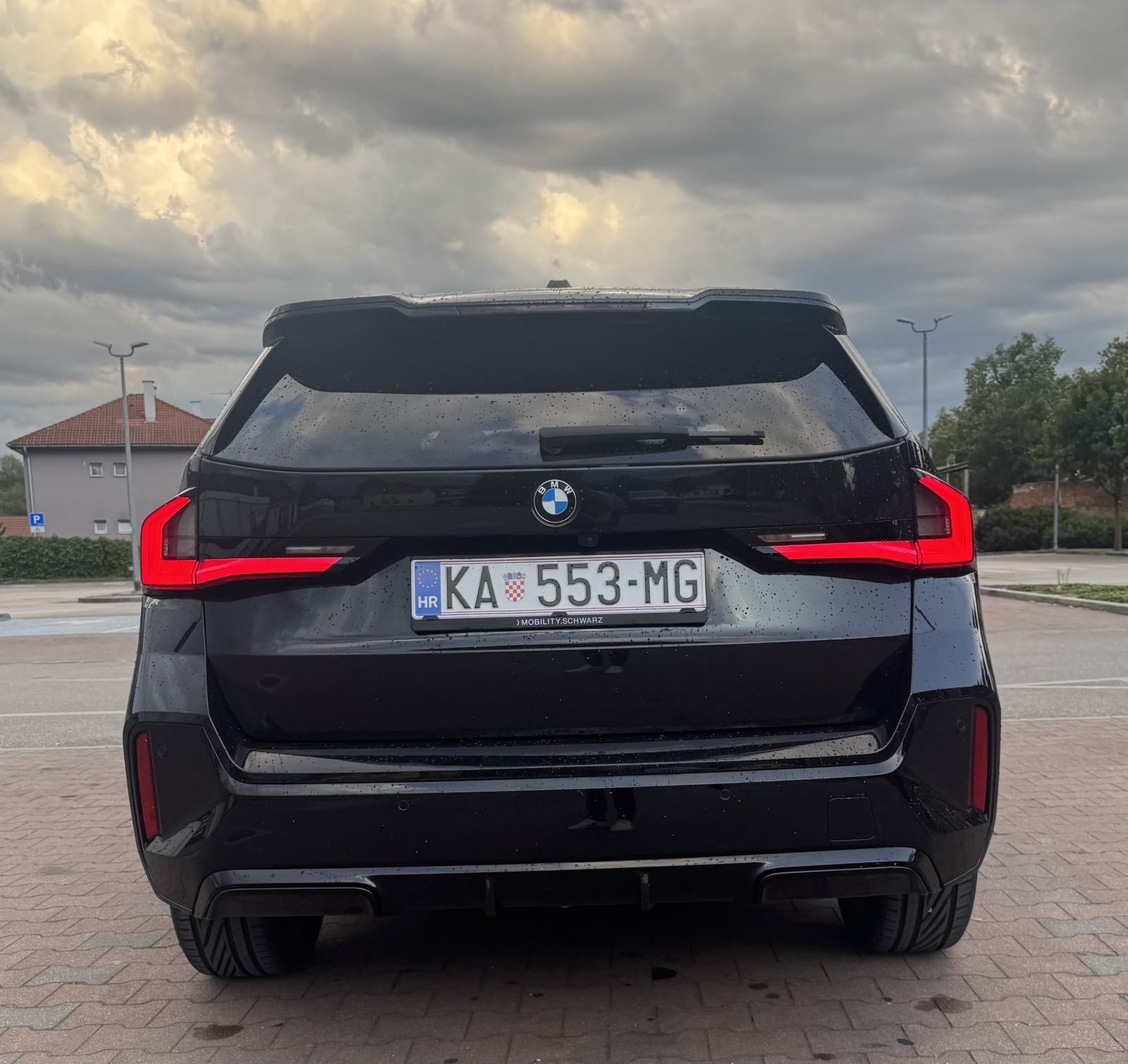 BMW X1 xDrive20d M sport paket, panorama, head up, harman kardon, fotografija 2