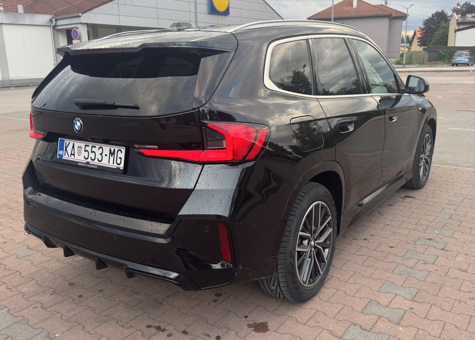 BMW X1 xDrive20d M sport paket, panorama, head up, harman kardon, fotografija 6