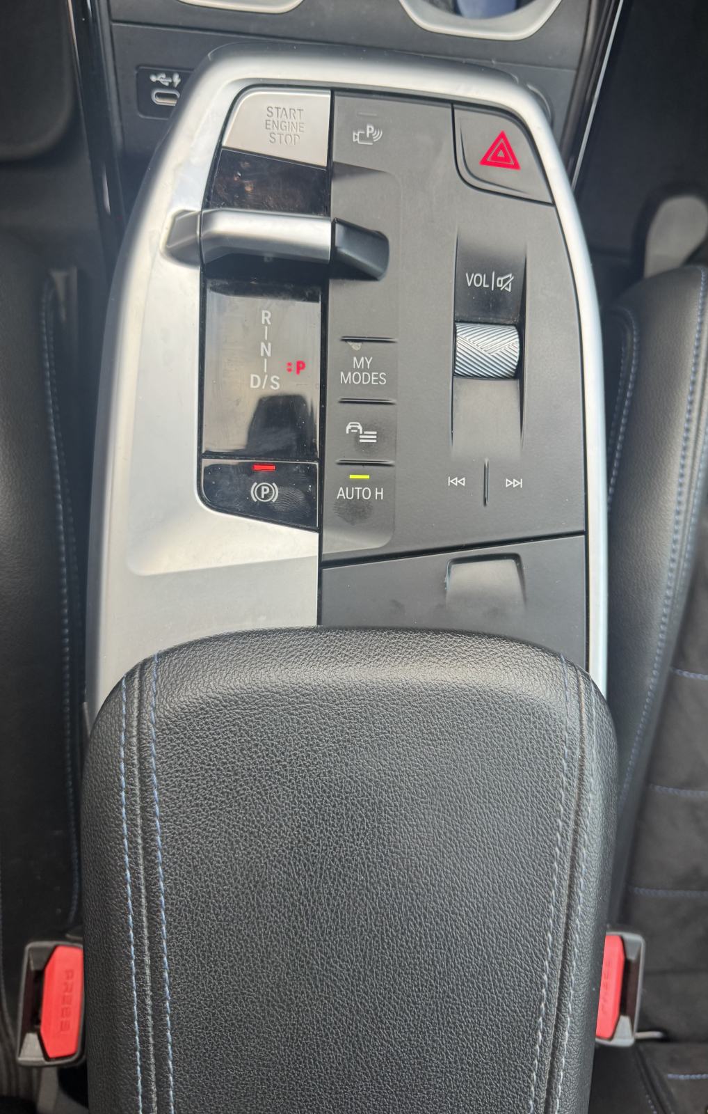 BMW X1 xDrive20d M sport paket, panorama, head up, harman kardon, fotografija 11