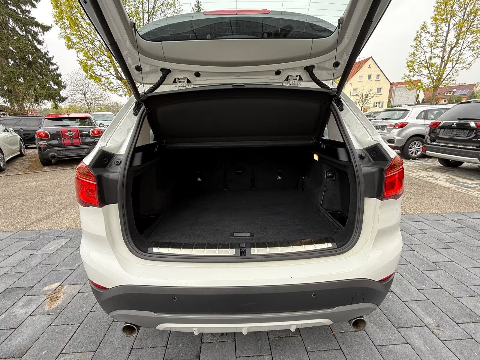 BMW X1 xDrive20d, Sport Line, Automatik, fotografija 13
