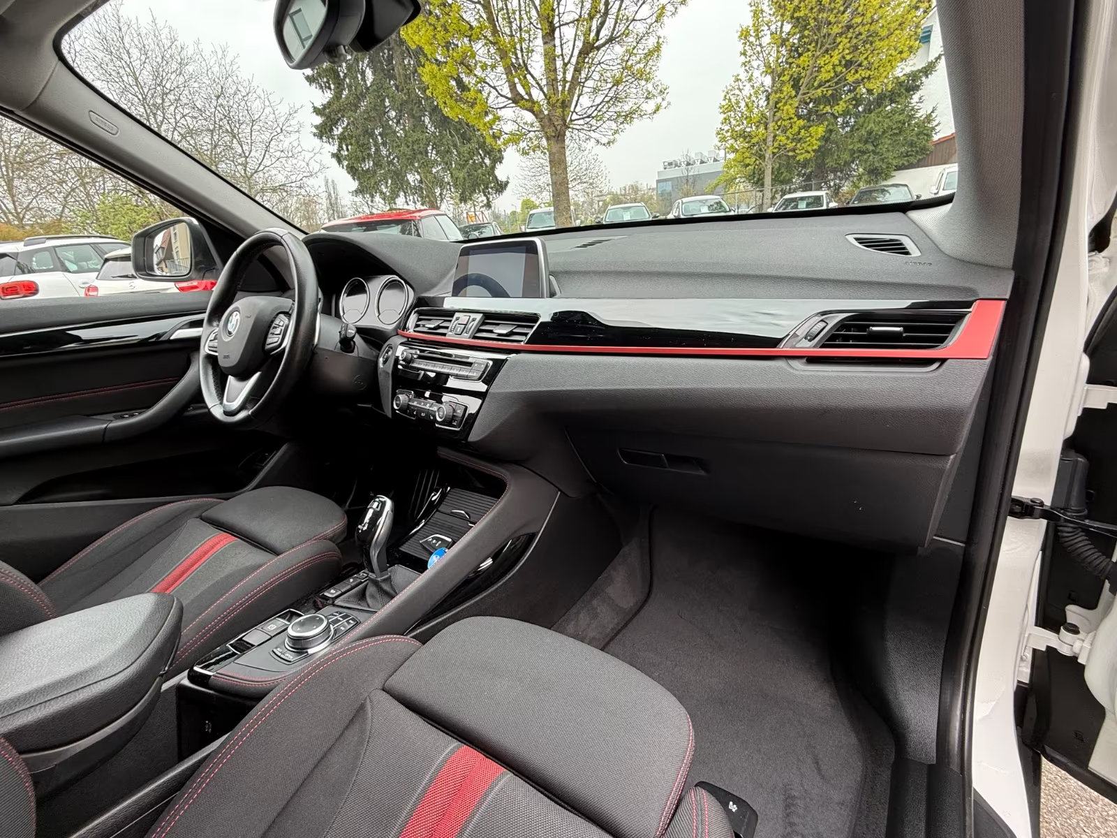 BMW X1 xDrive20d, Sport Line, Automatik, fotografija 8