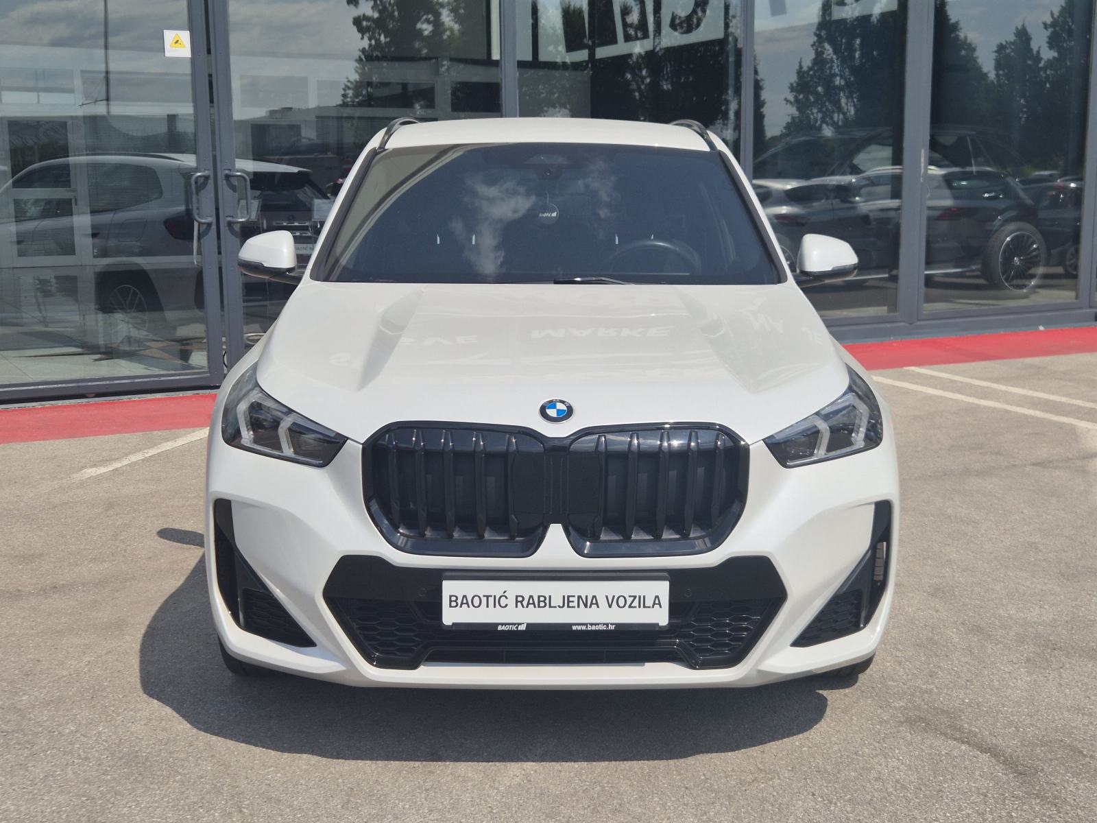 BMW X1 xDrive23d M-SPORT PAKET, fotografija 3