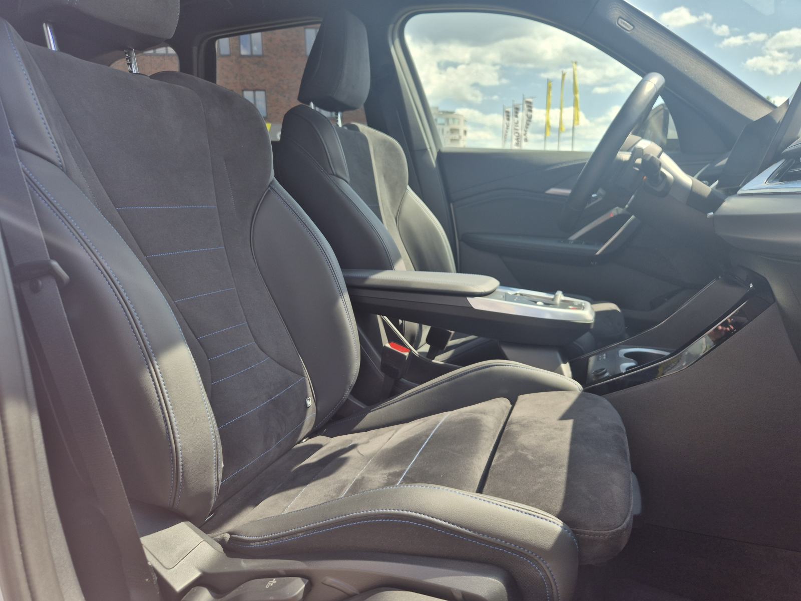 BMW X1 xDrive23d M-SPORT PAKET, fotografija 12