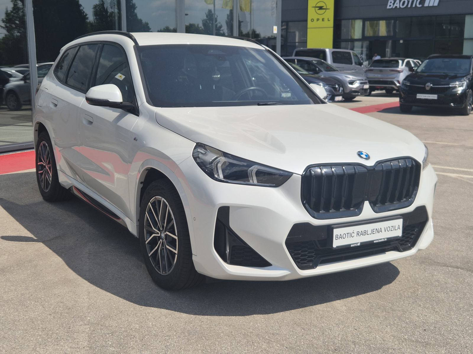 BMW X1 xDrive23d M-SPORT PAKET, fotografija 4