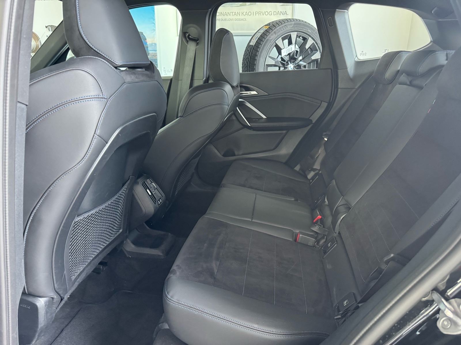 BMW X1 xDrive23d M-sport, fotografija 17