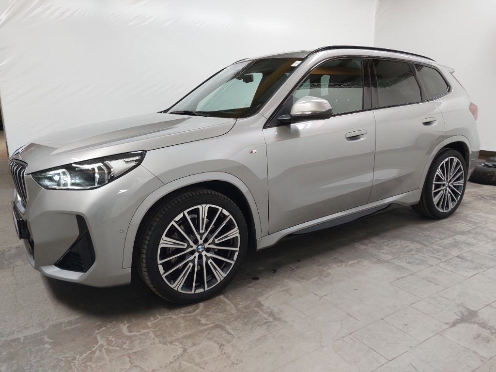 BMW X1 xDrive23d M sport, fotografija 3