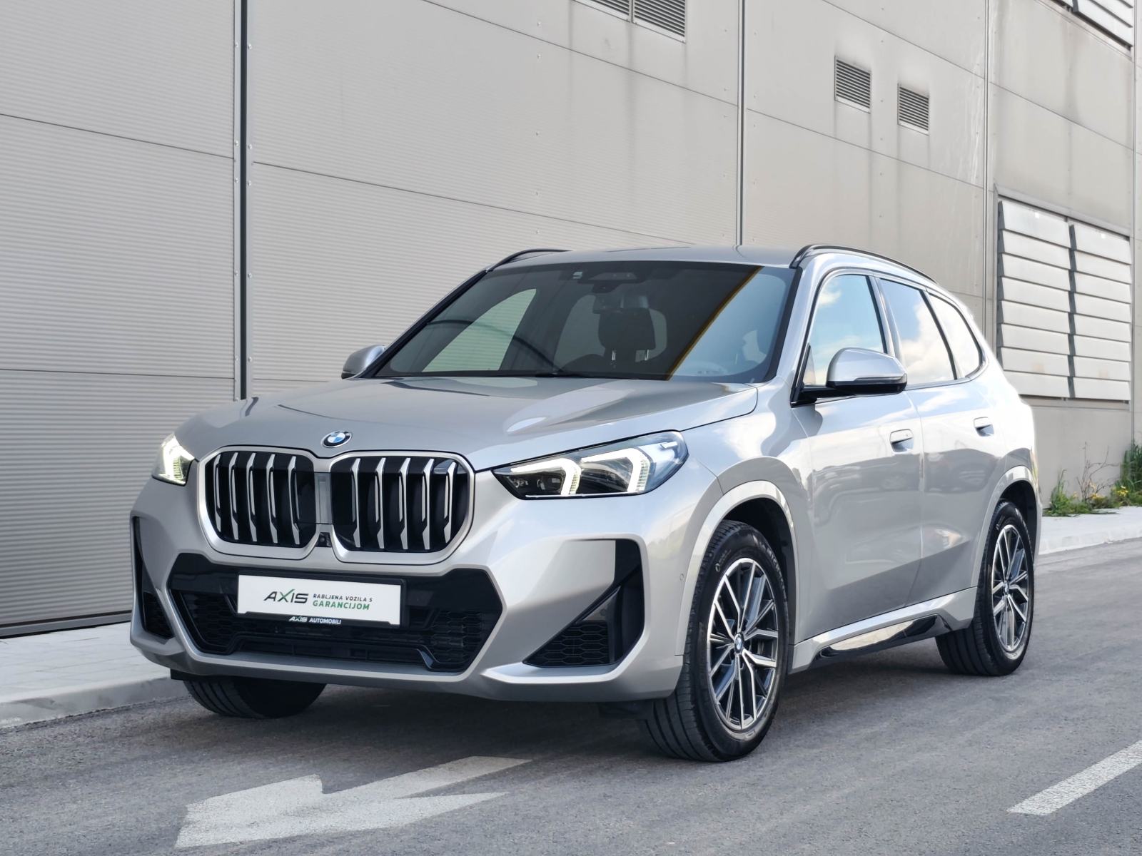 BMW X1 xDrive23i M Paket ⭐AKCIJA - 2G. JAMSTVA + REGISTRACIJA⭐, pogled izvana - slika 3