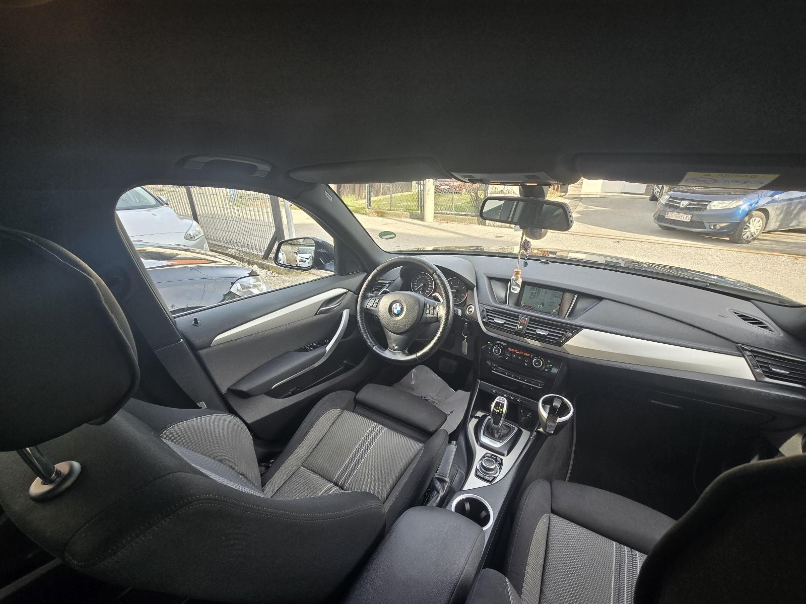 BMW X1 xDrive25d+AUTOMATIK+NAVI+NOVI LANAC+M SPORT PAKET++, fotografija 10