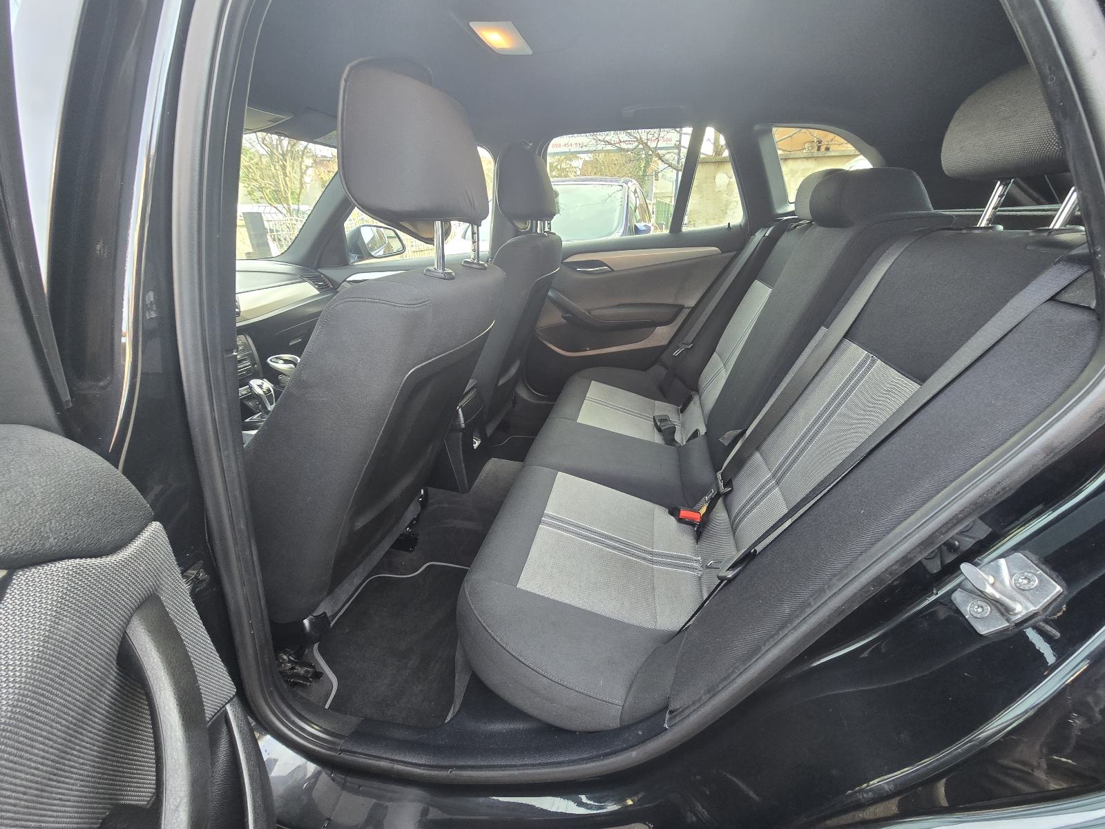 BMW X1 xDrive25d+AUTOMATIK+NAVI+NOVI LANAC+M SPORT PAKET++, fotografija 13
