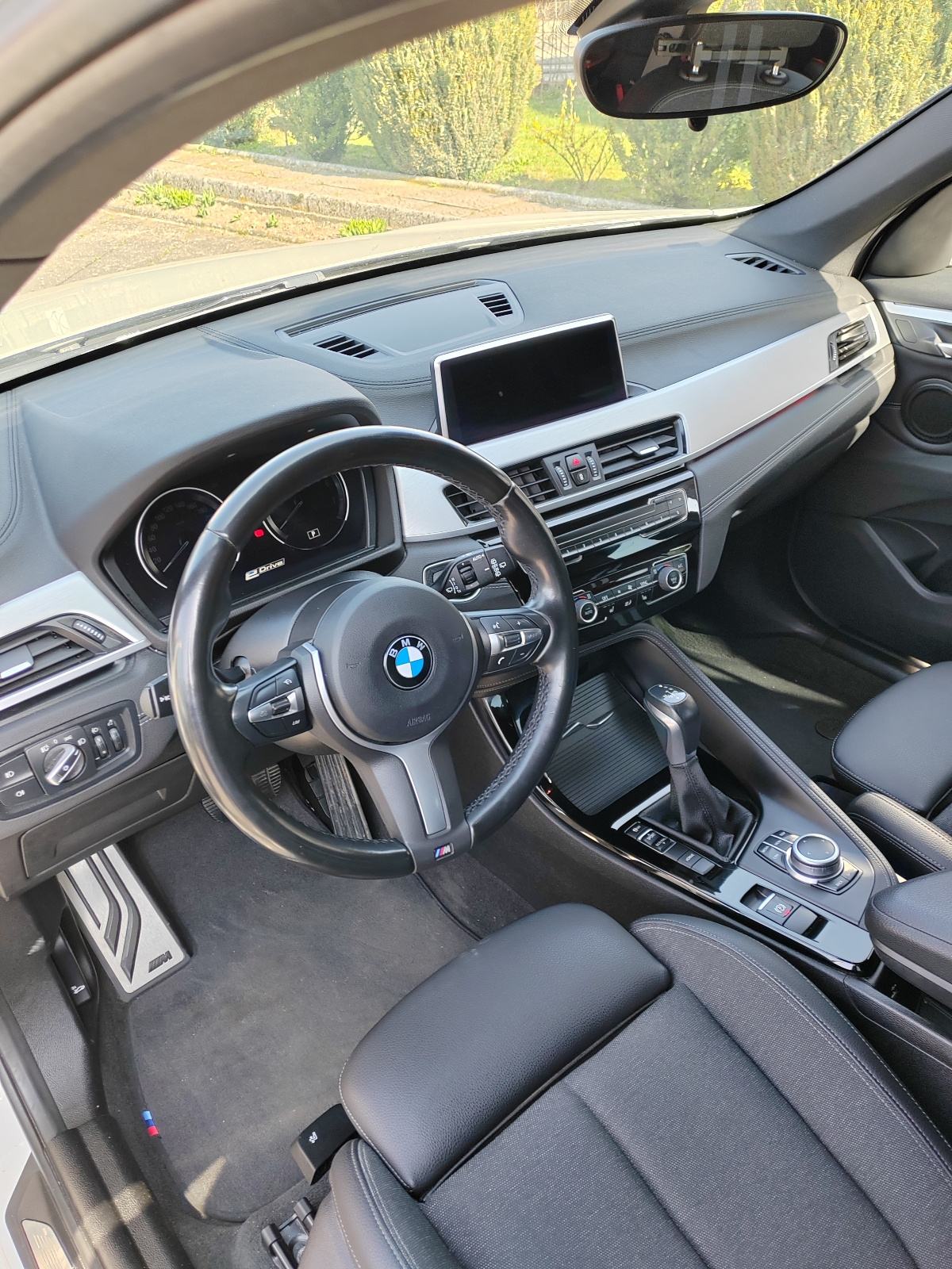 BMW X1 xDrive25e M,Automatik,Led,Kuka,reg. 9/26, fotografija 11