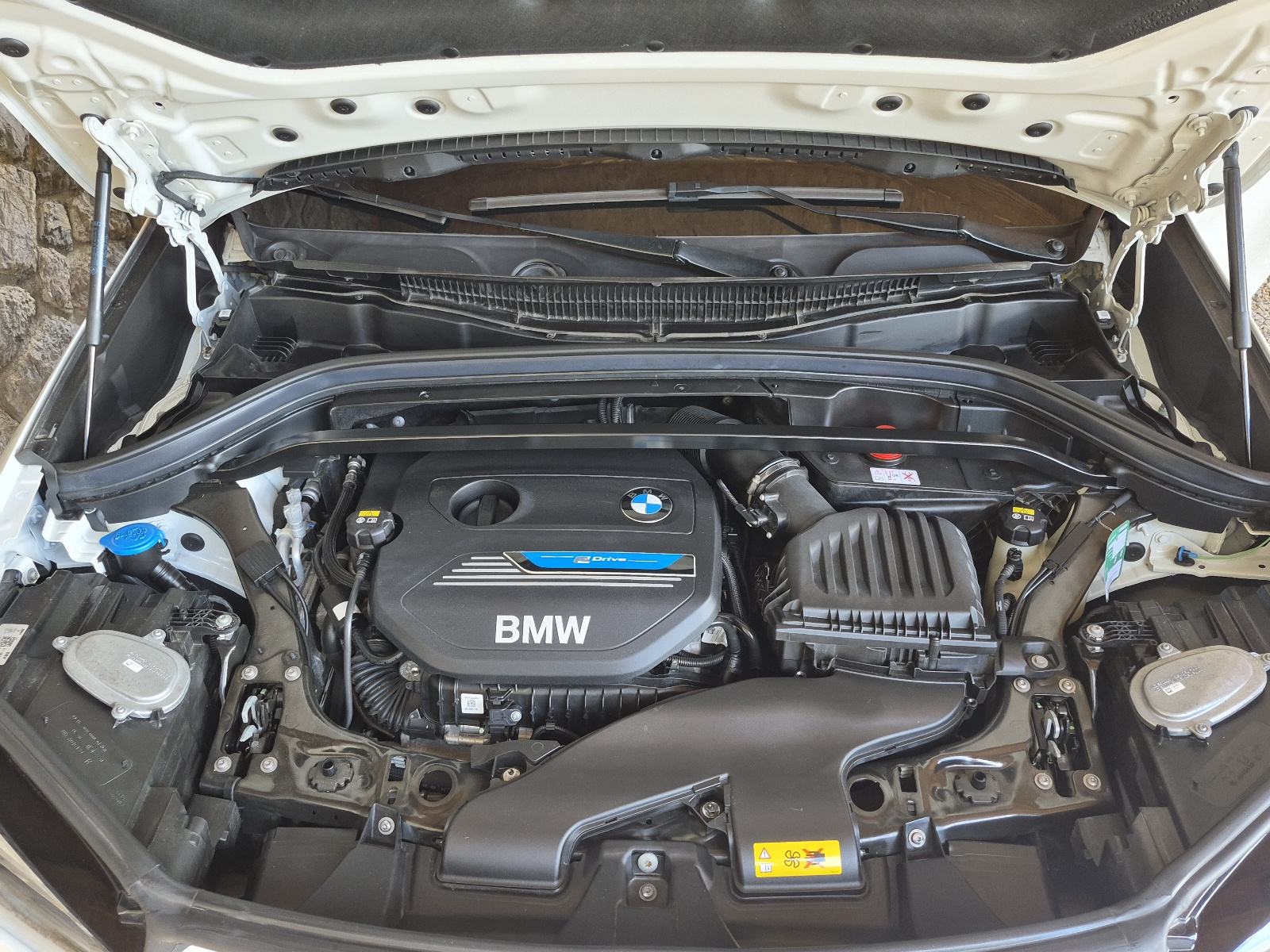 BMW X1 xDrive25e m-sport automatic, fotografija 19