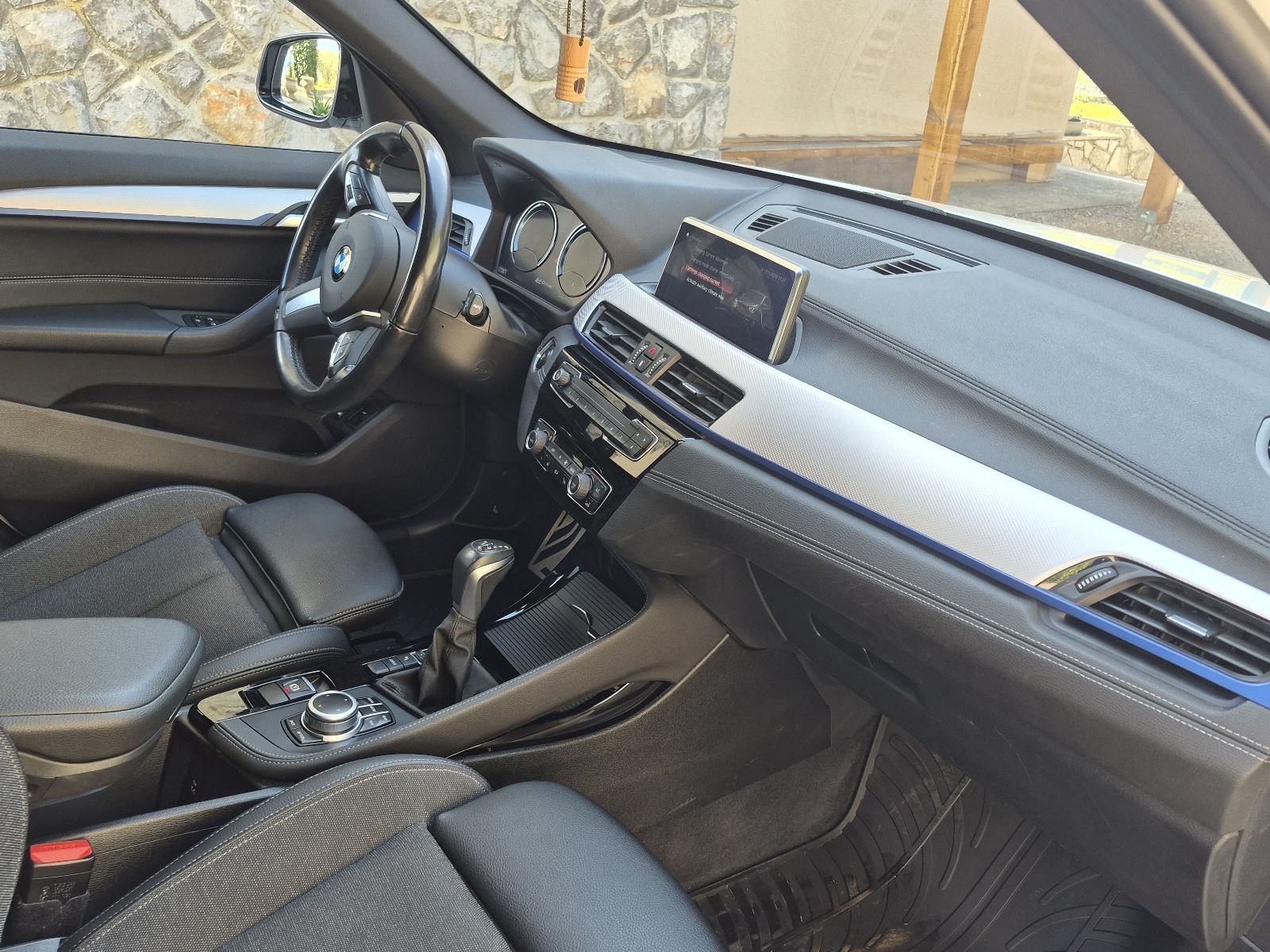 BMW X1 xDrive25e m-sport automatic, fotografija 13