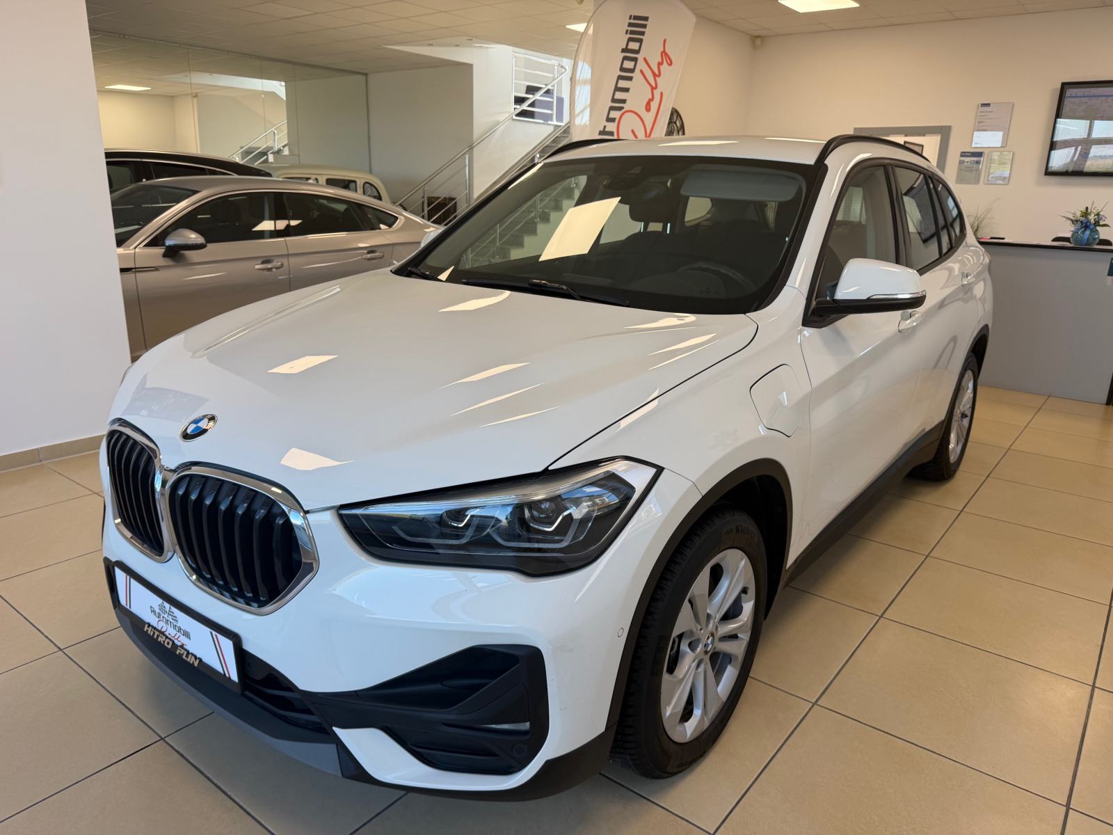 BMW X1 xDrive25e***AKCIJA***, fotografija 3