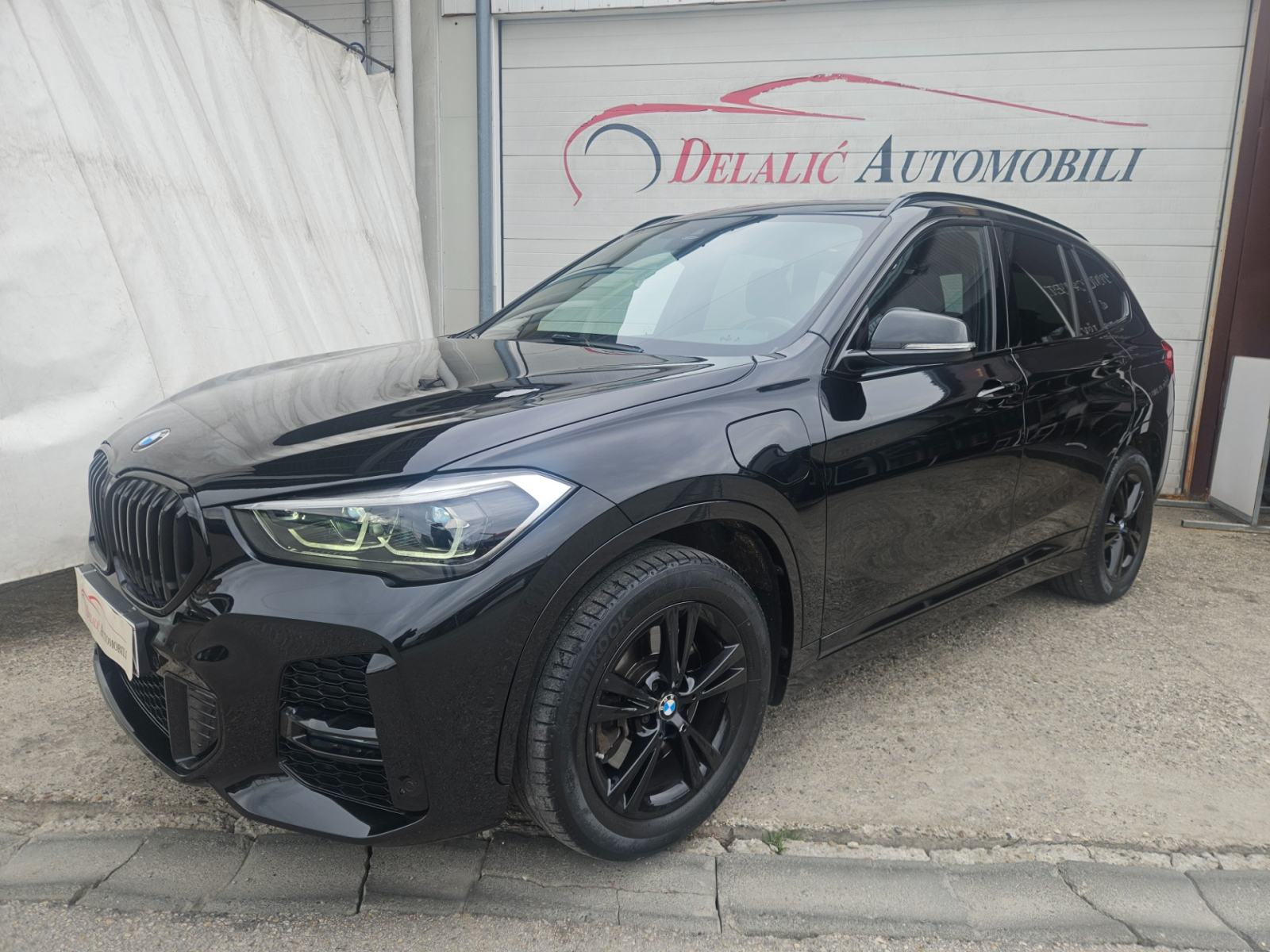 BMW X1 xDrive25e xLine Aut.,M-PAKET, 53500 km,GARANCIJA!, pogled izvana - slika 1