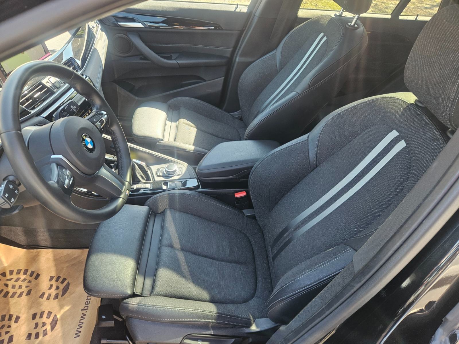 BMW X1 xDrive25e xLine Aut.,M-PAKET, 53500 km,GARANCIJA!, fotografija 11