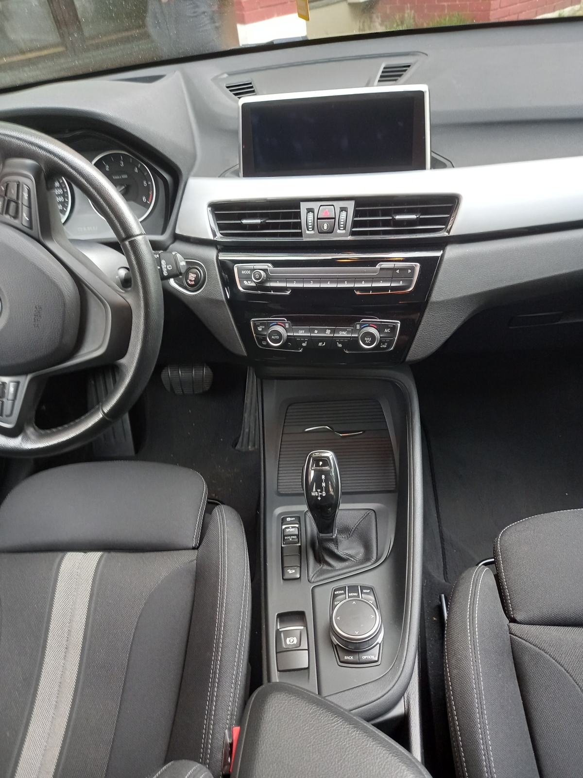 BMW X1xDrive20d, 140 kw, automatic, Head up displey, fotografija 10