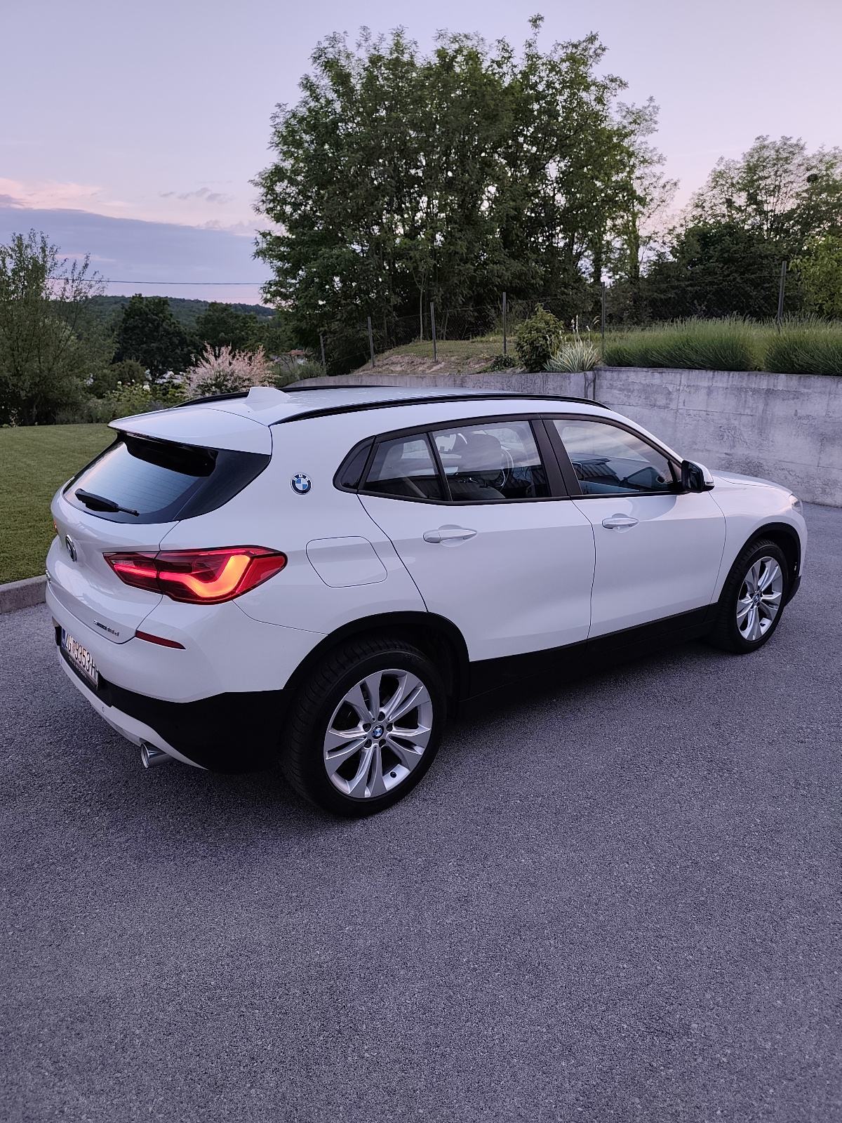 Bmw x2 118d. 2.0diesel.reg.godinu dana.servisiran.automatic., fotografija 7