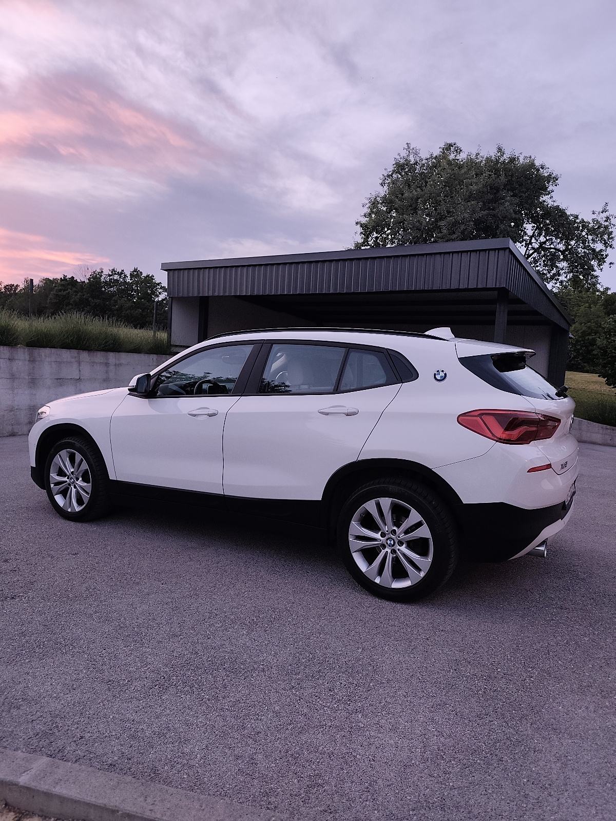Bmw x2 118d. 2.0diesel.reg.godinu dana.servisiran.automatic., fotografija 8