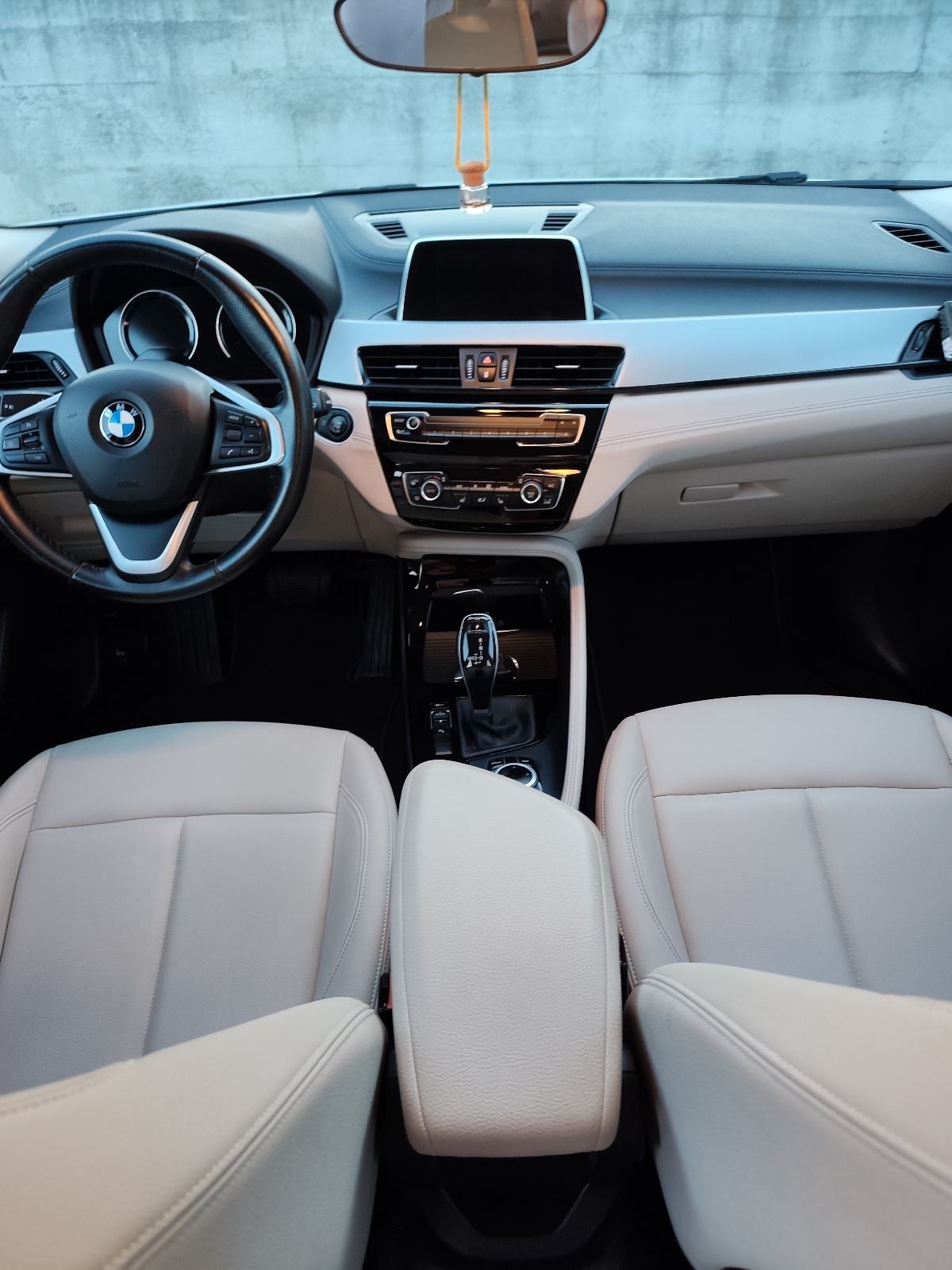 Bmw x2 118d. 2.0diesel.reg.godinu dana.servisiran.automatic., fotografija 13