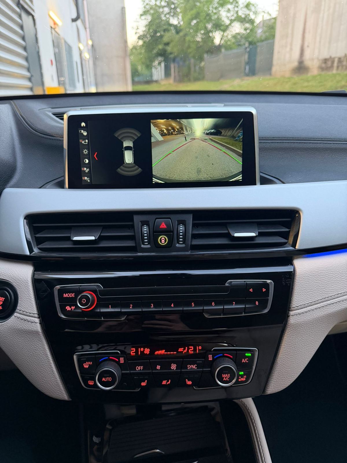 BMW X2 18d 2.0 150ks, Aut. FULL LED, HUD, R. KAMERA, TOP STANJE!!, fotografija 10