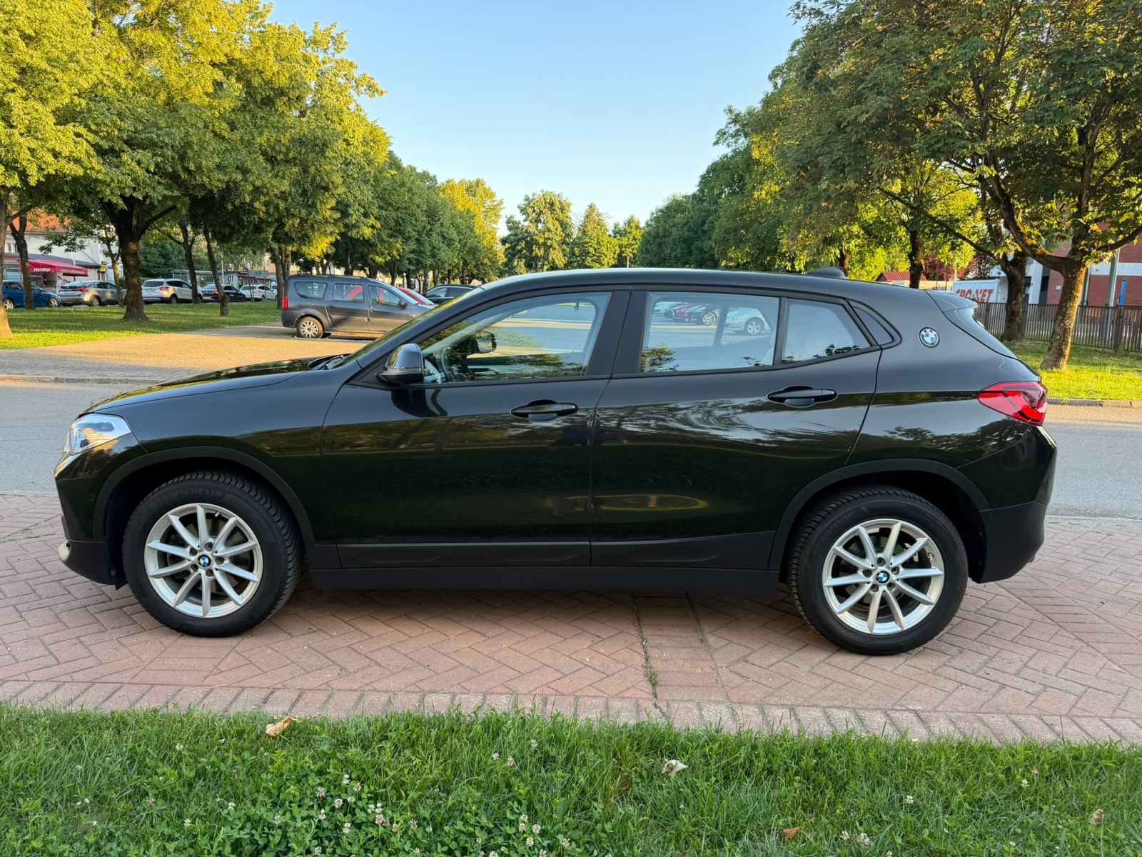 BMW X2 18d 2.0 150ks, Aut. FULL LED, HUD, R. KAMERA, TOP STANJE!!, fotografija 8
