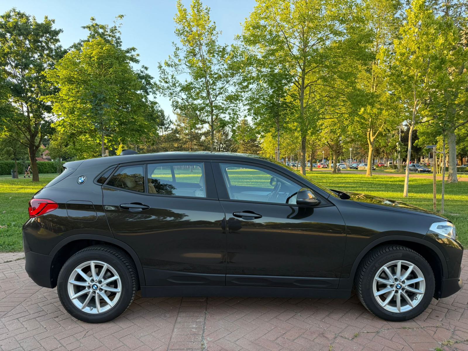 BMW X2 18d 2.0 150ks, Aut. FULL LED, HUD, R. KAMERA, TOP STANJE!!, fotografija 4