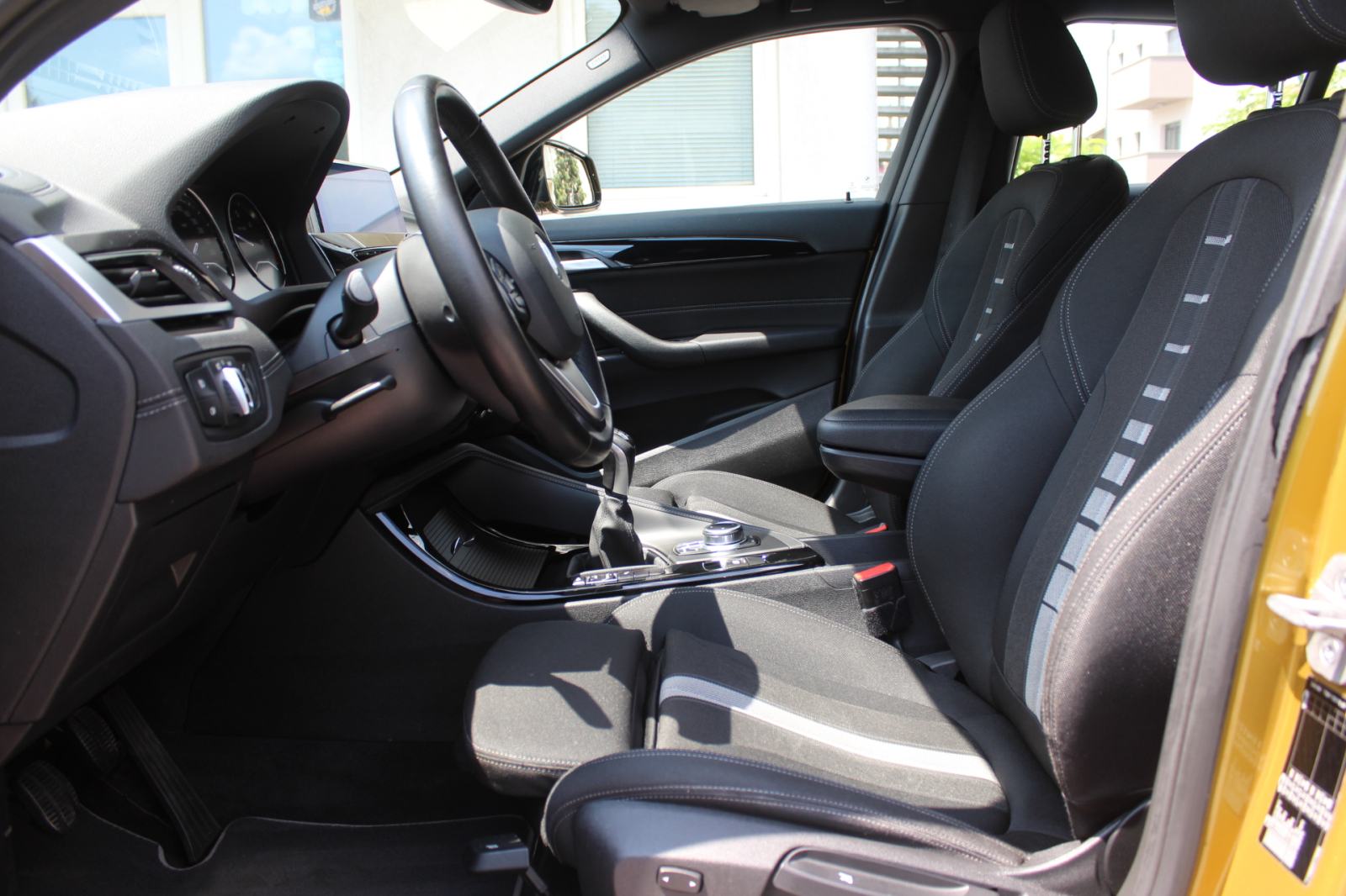 BMW X2 18d, ALU 18", NAVI, LED, ALU 18", SPORTSKA SJEDALA, GARANCIJA., fotografija 8