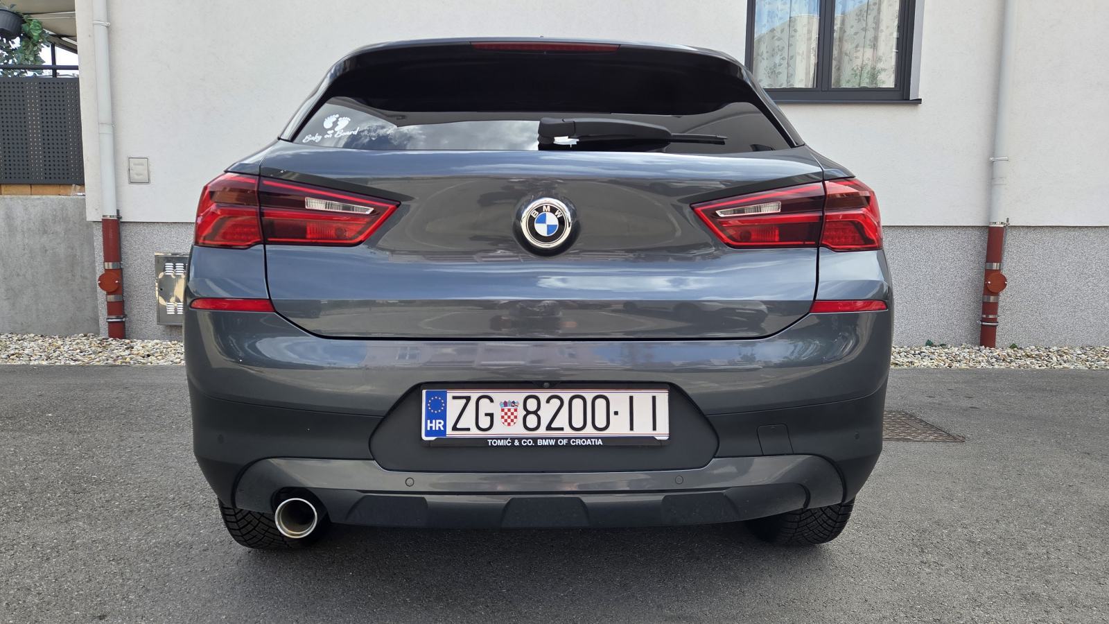 BMW X2 18i benzin automatik M felge i unutrasnjost kamera LED Keyless, fotografija 5