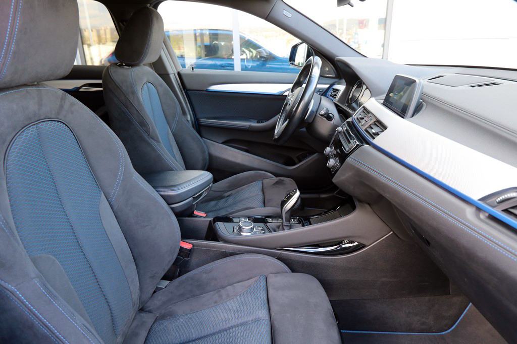 BMW X2 2.0 D xDrive 4x4 20d Automatik M-Sportpaket Shadow Line -LED-, fotografija 7