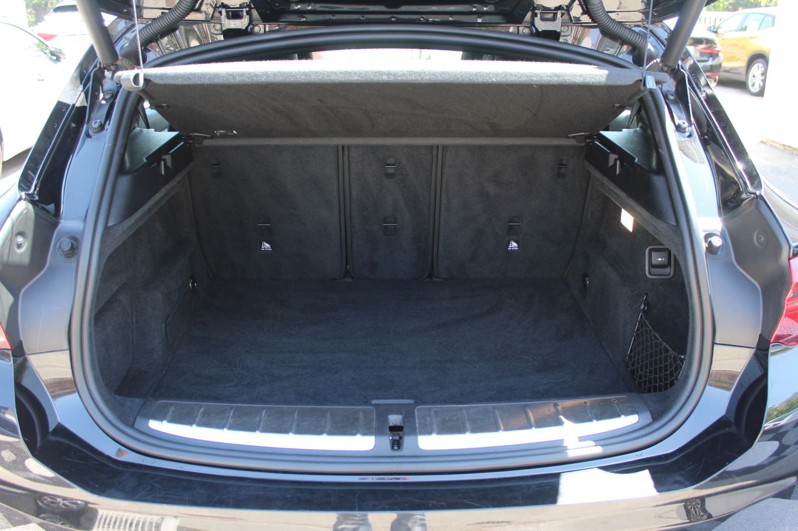BMW X2 20d AUTOMATIK, M-PAKET, NAVI, LED, KOŽA, ALU 19", GARANCIJA., fotografija 15