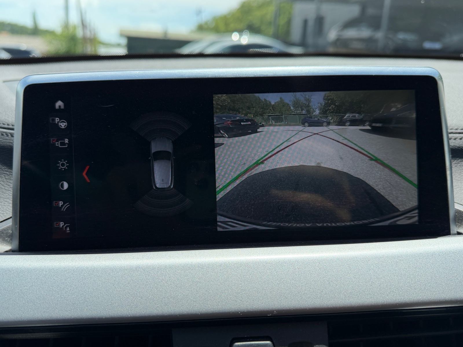 BMW X2 sDrive16d AUTOMATIK,NAVI PROF,LED,RADAR,KAMERA,REG. DO 03/2027!, fotografija 12