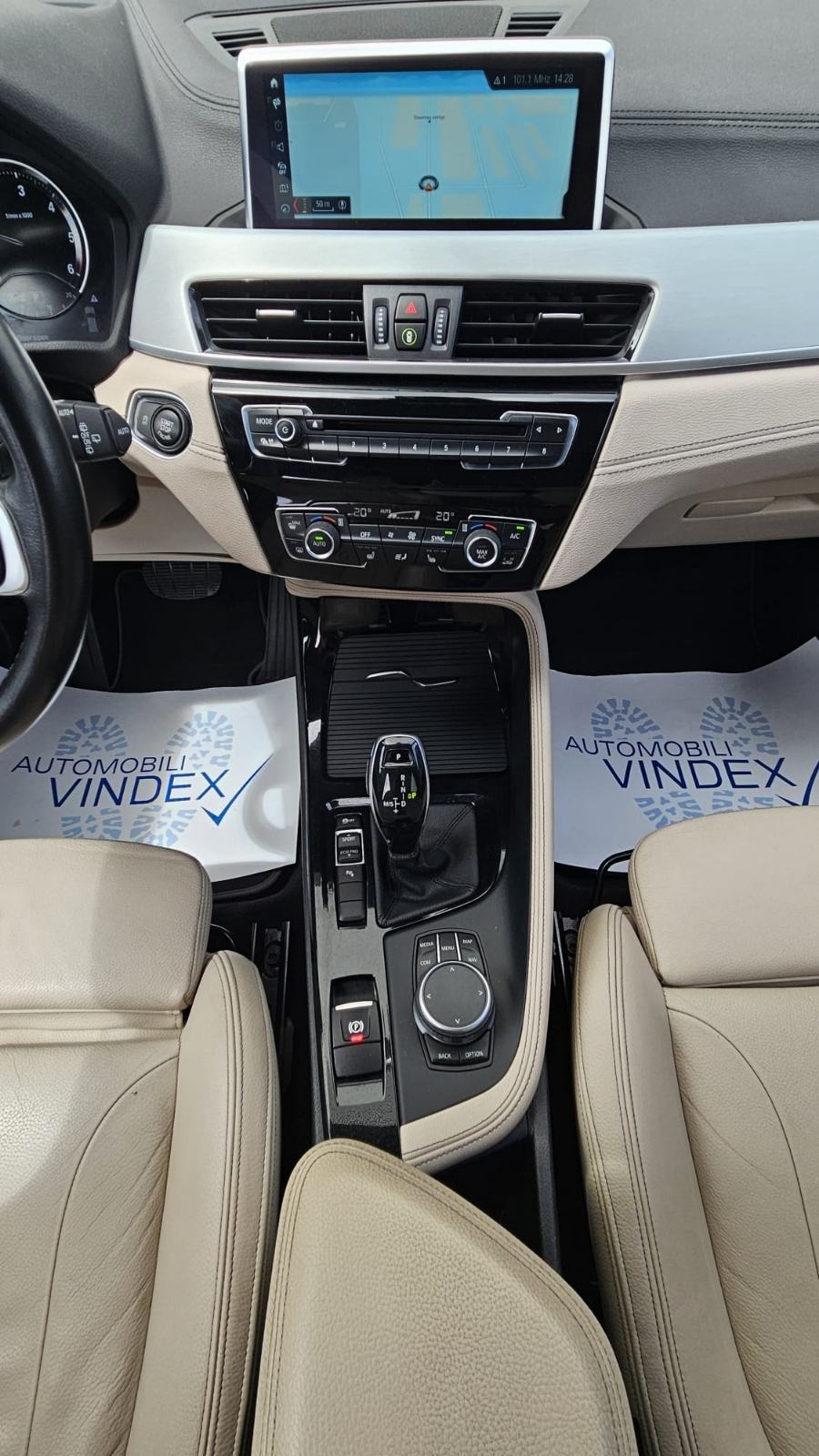 BMW X2 sDrive18d automatik Pano LED Navi KOŽA, fotografija 14