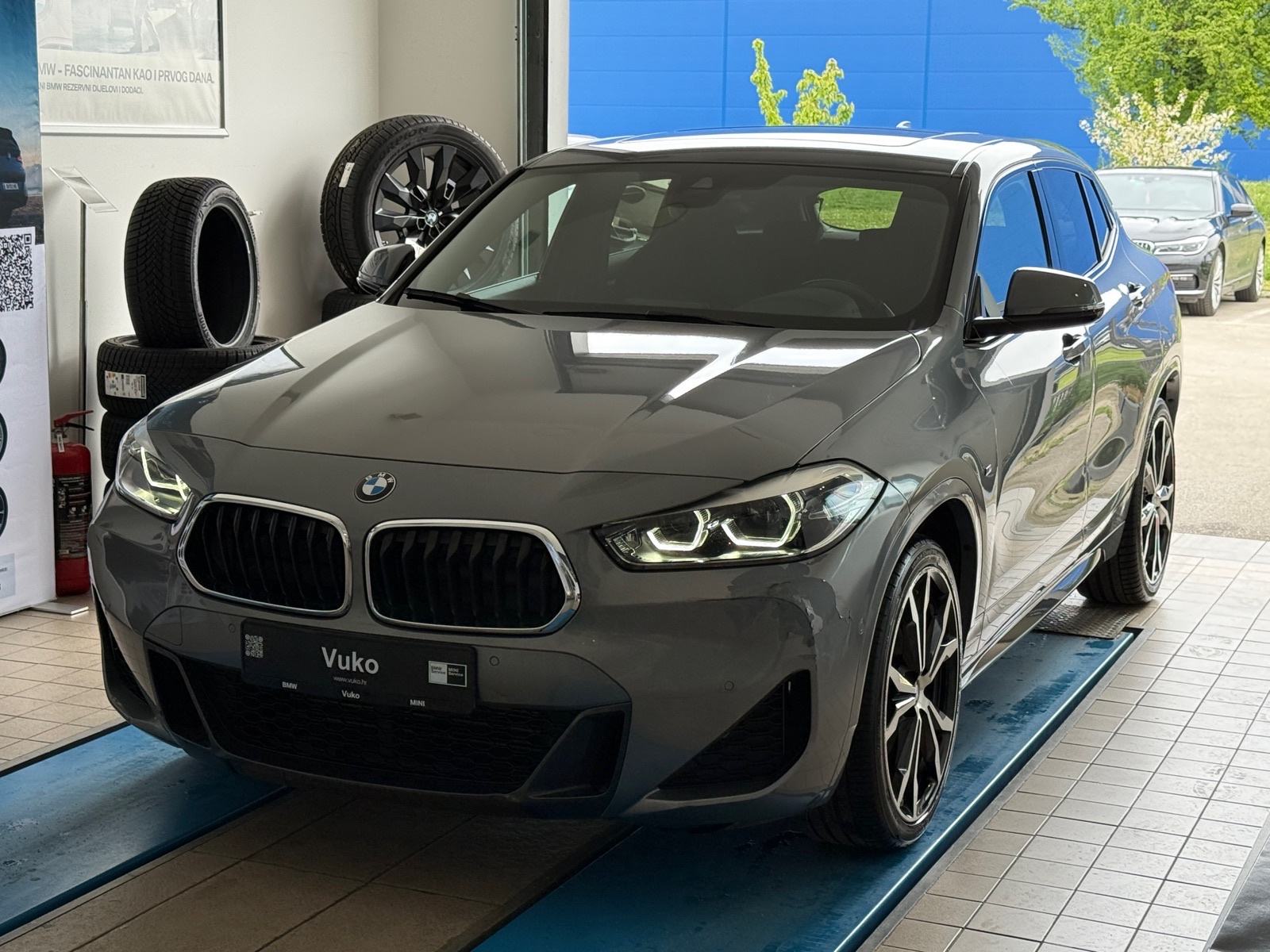 BMW X2 sDrive18d automatik M-sport, fotografija 3