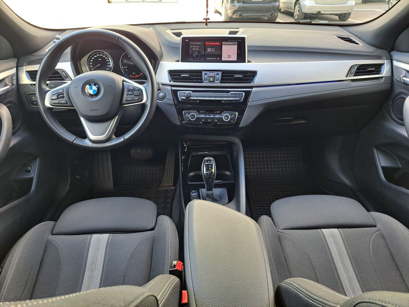 BMW X2 sDrive18d automatik, fotografija 8