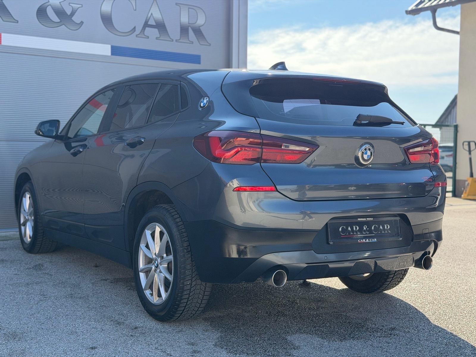 BMW X2 sDrive18d automatik, fotografija 7