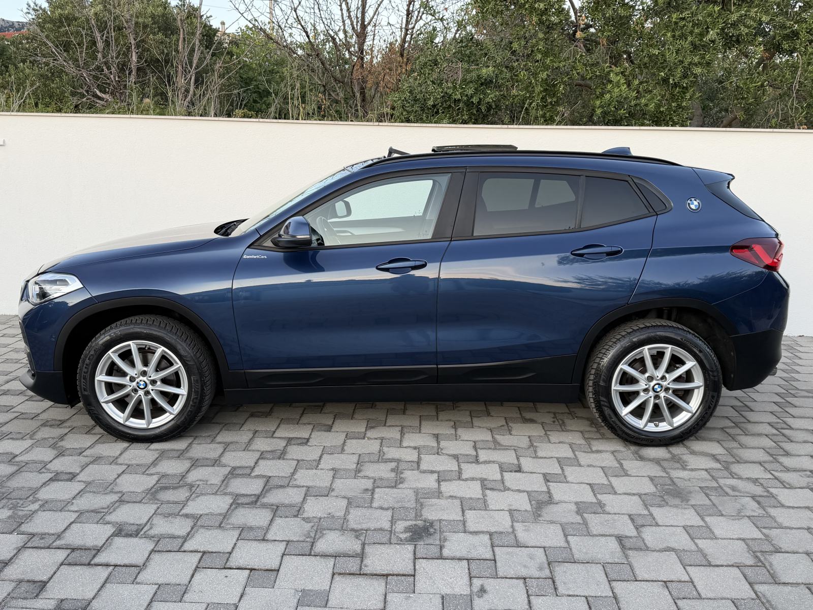 BMW X2 sDrive18d~Automatik~Panorama~Virtual~Full Led~Servisna~Jamstvo, fotografija 7