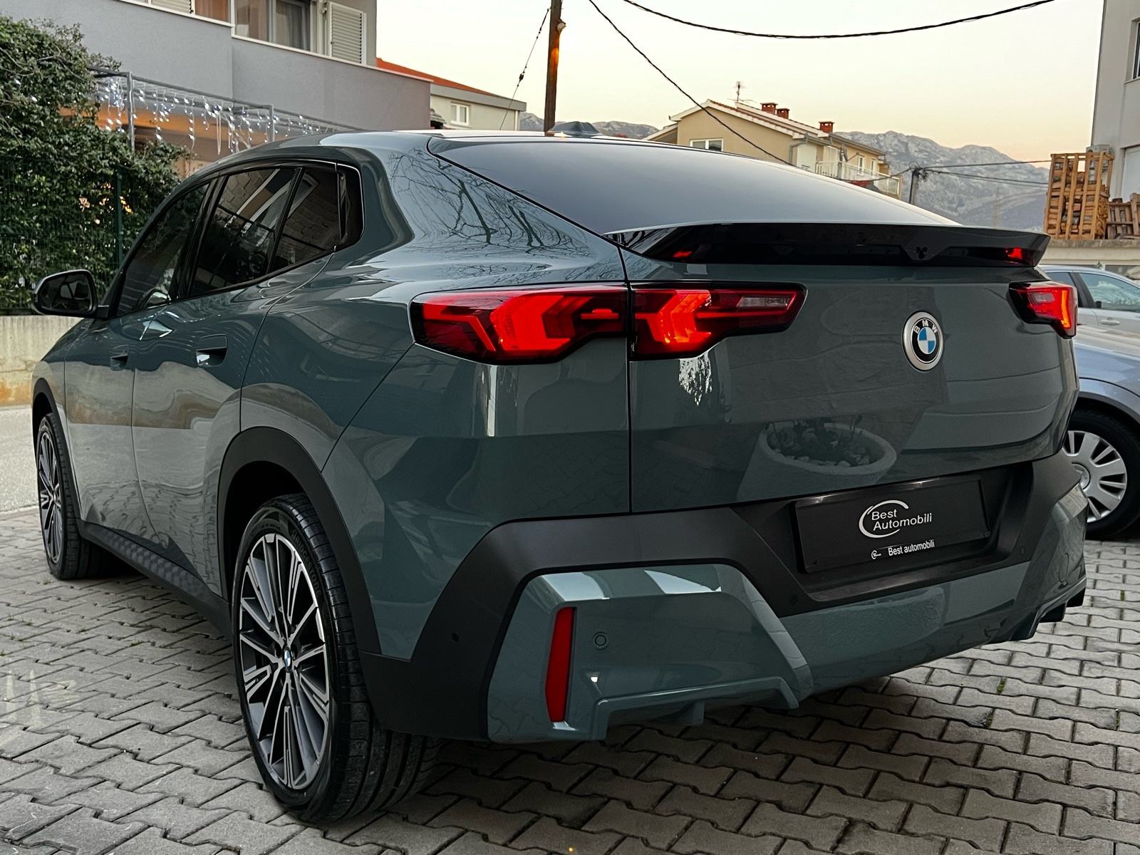 BMW X2 sDrive18d Steptronic, Sport, u sustavu PDV, fotografija 13