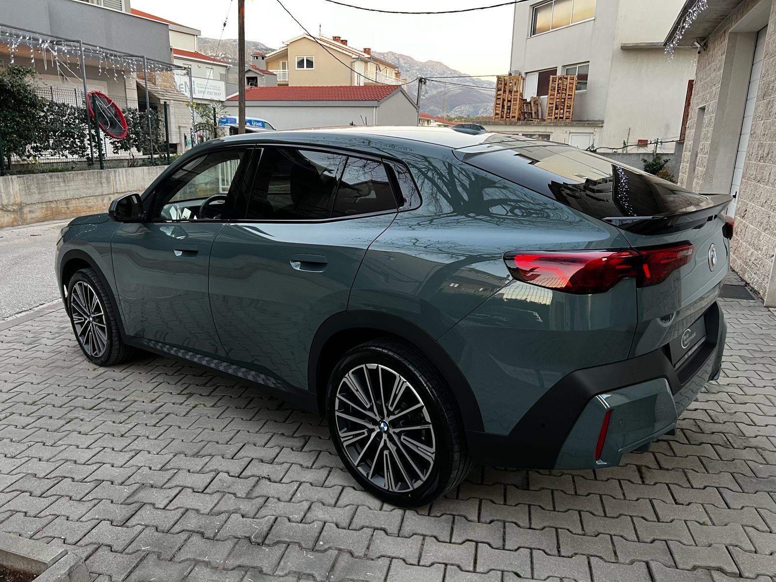 BMW X2 sDrive18d Steptronic, Sport, u sustavu PDV, fotografija 6
