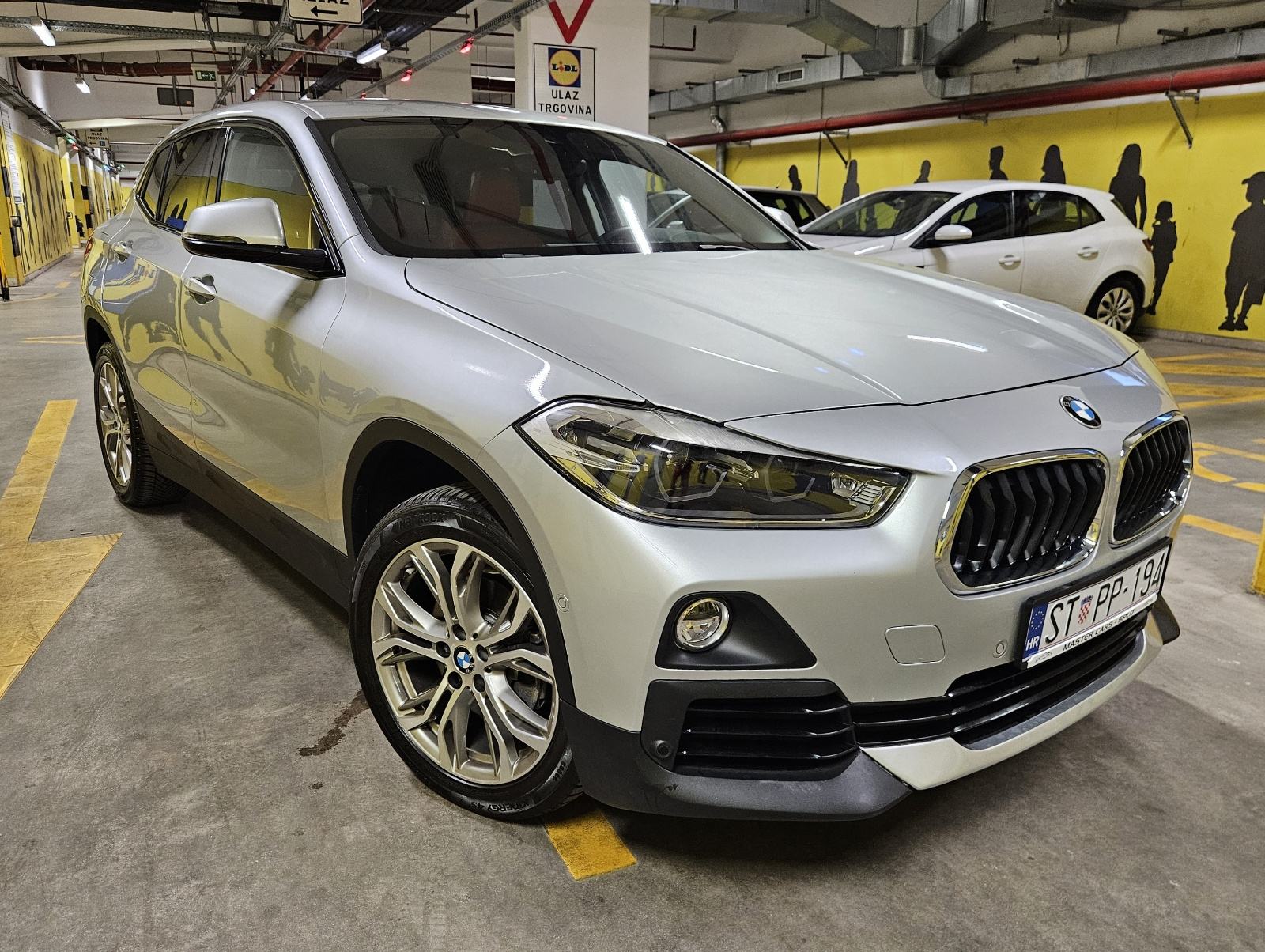 BMW X2 xDRIVE18d X-LINE • AUTOMATIK 8G • 4x4 • KAO NOVO • JAMSTVO, fotografija 2