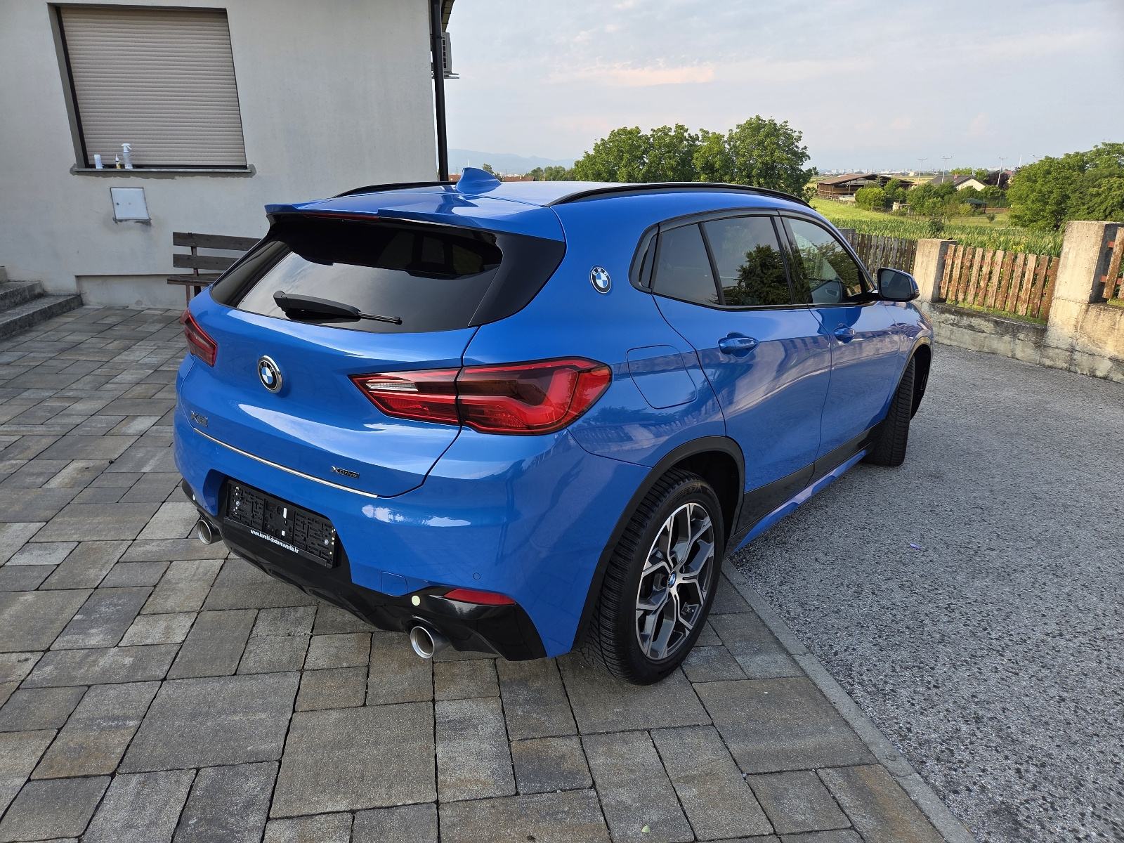 BMW X2 xDrive20d automatik, fotografija 3