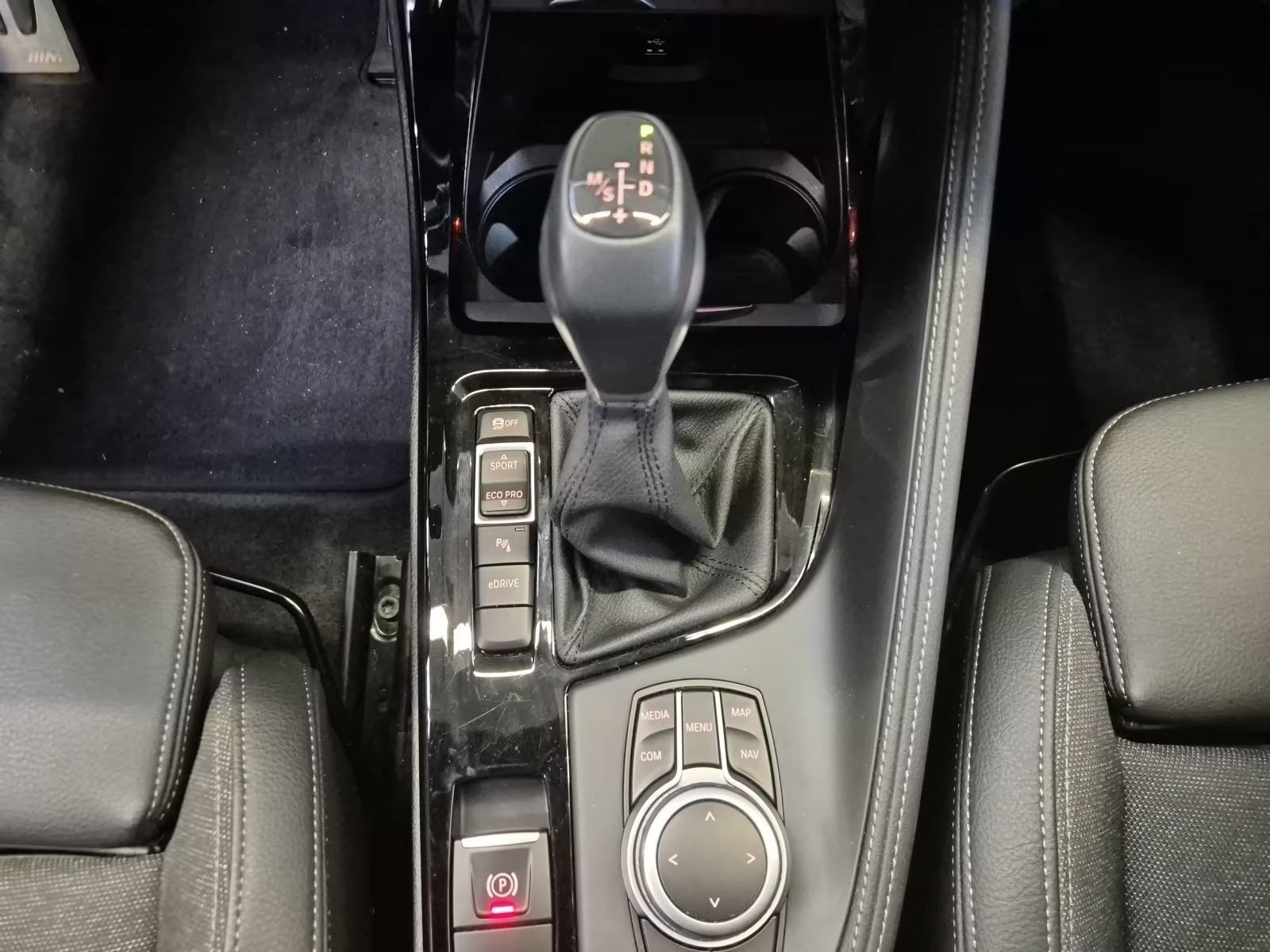 BMW X2 xDrive25e M SPORT PHEV WLTP 60KM NAVI PDC LED WEBASTO, fotografija 10