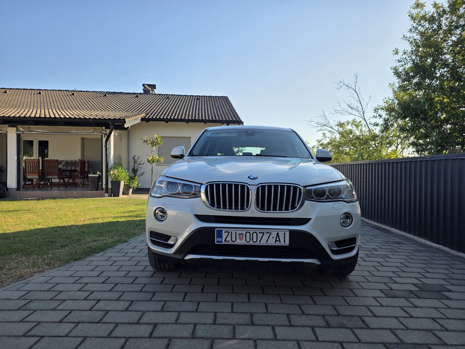 BMW X3 2.0d x-drive, X-LINE, aut-8 brzina, ODLIČAN, fotografija 2