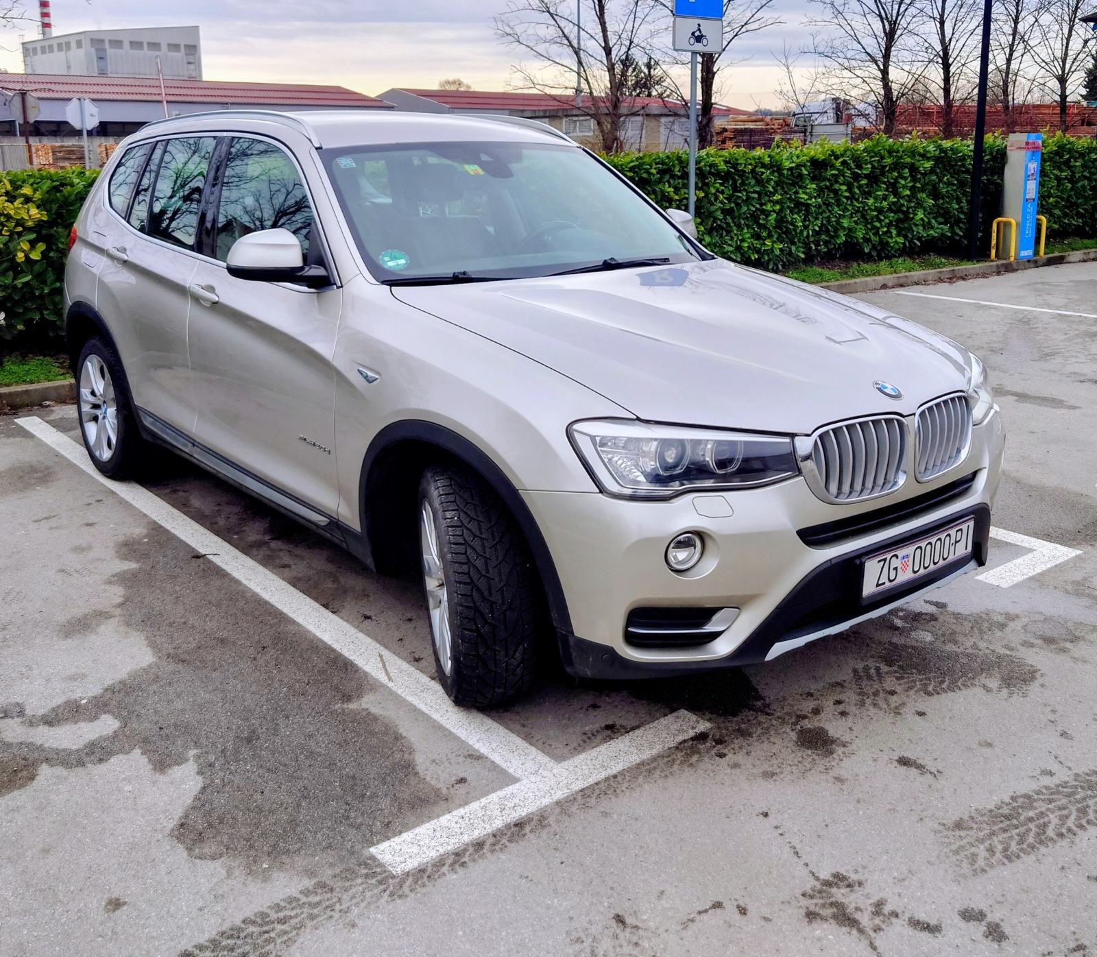 BMW X3 20d 4x4 X Line oprema, fotografija 2