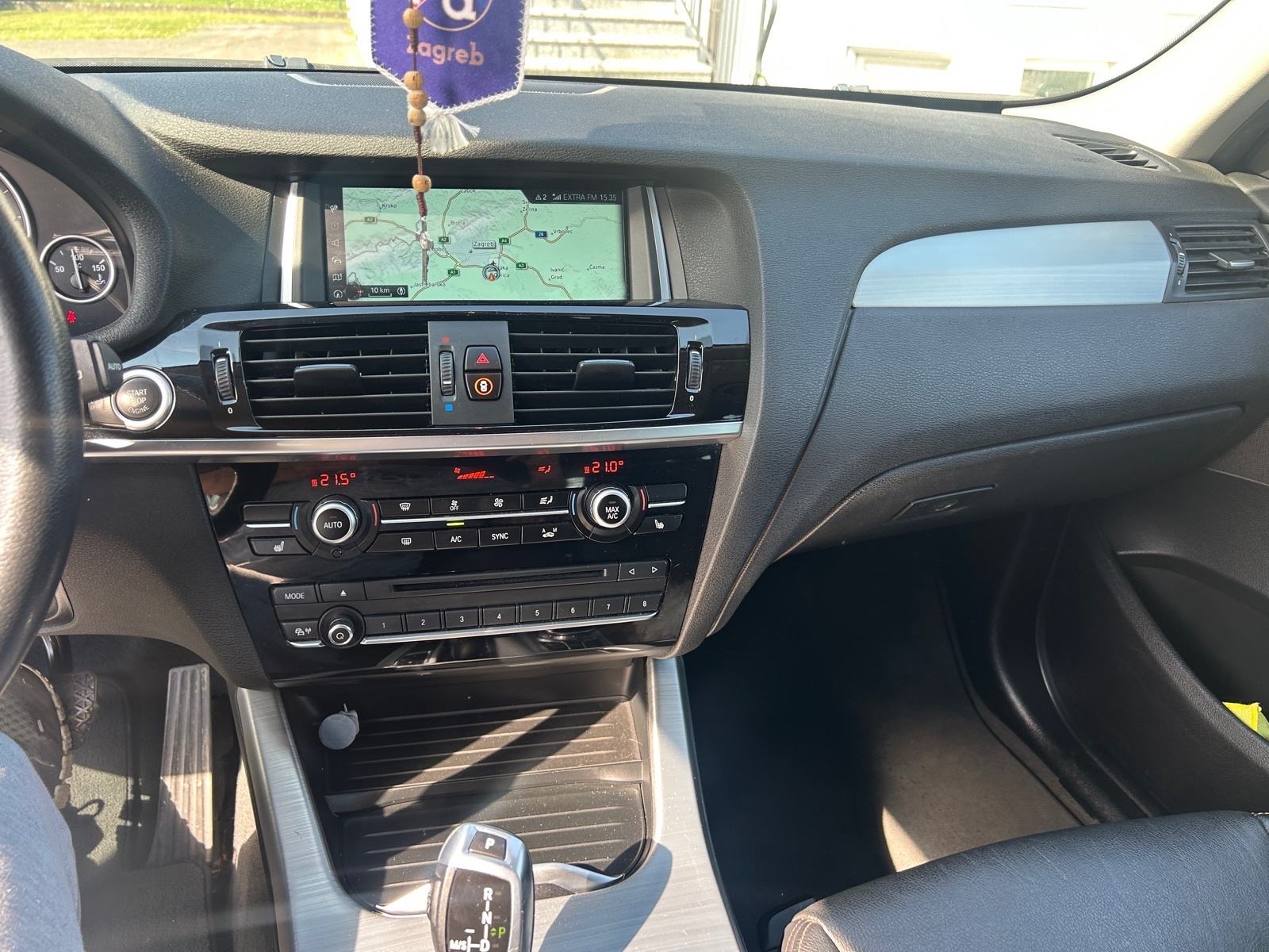 BMW X3 20d automatik, fotografija 12