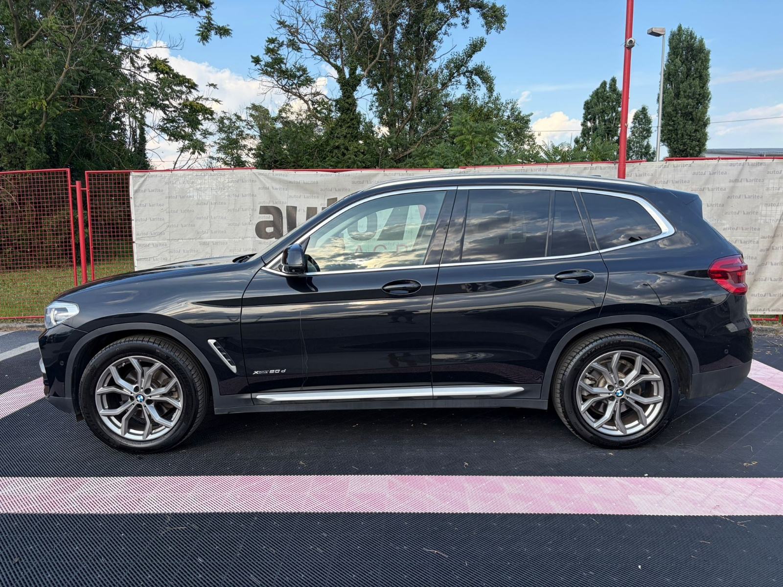BMW X3 20d Luxury, Automatik, Koža, 360 kamera REG 02/27, fotografija 4